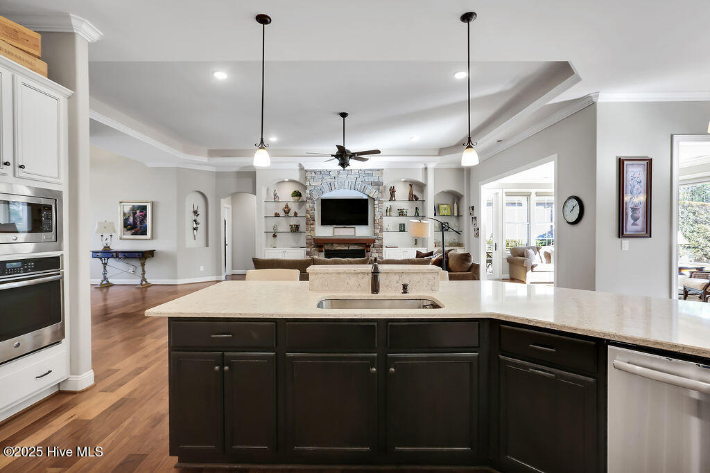 100545215 | Photo 17