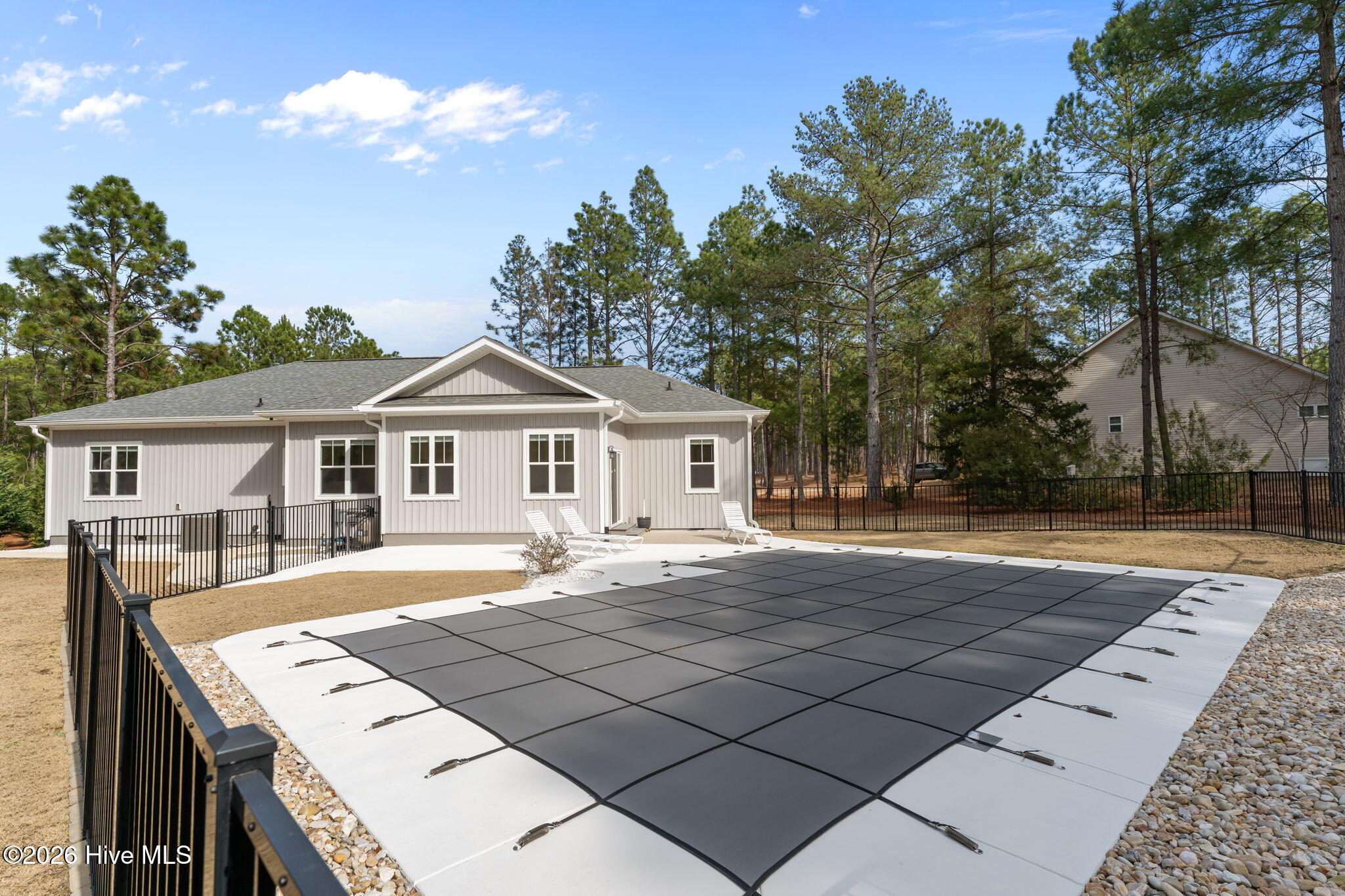 102 Roxburgh Court
