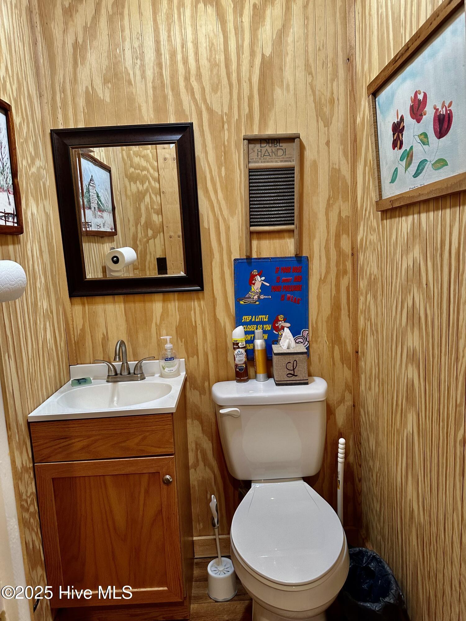 100554772 | Photo 75