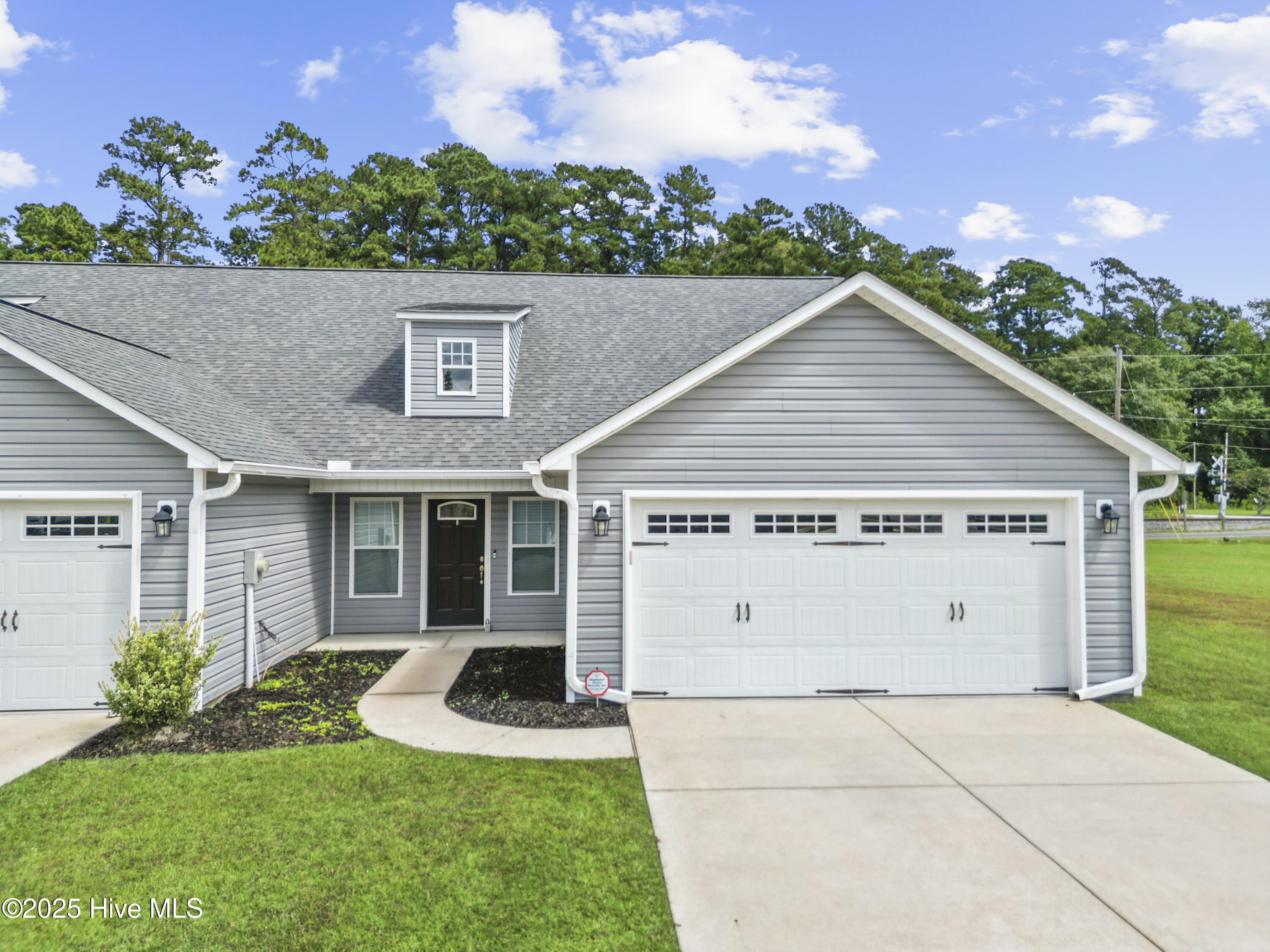 Property at 118 Catfish Court