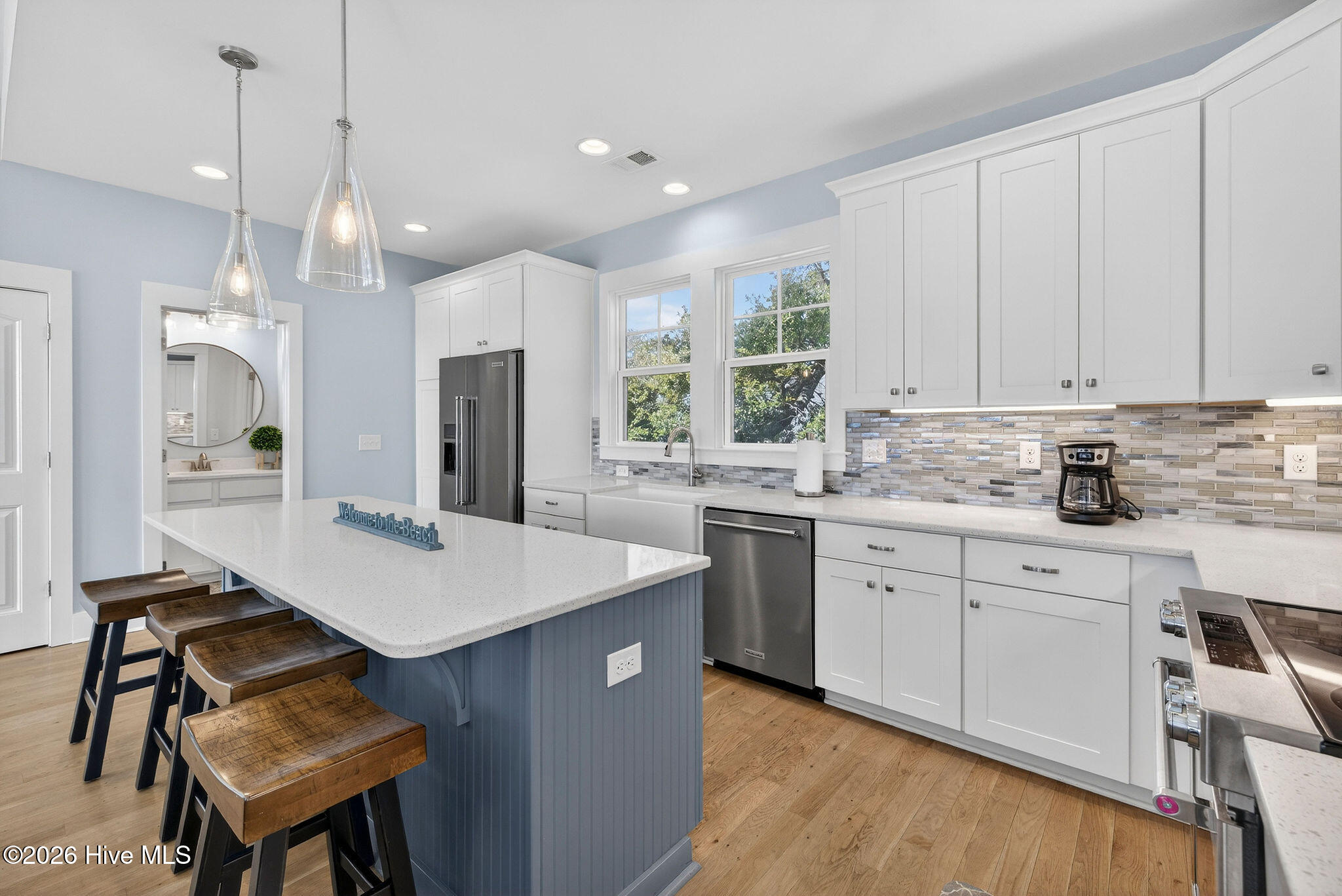 100555163 | Photo 21