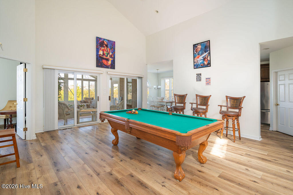 100557902 | Photo 12