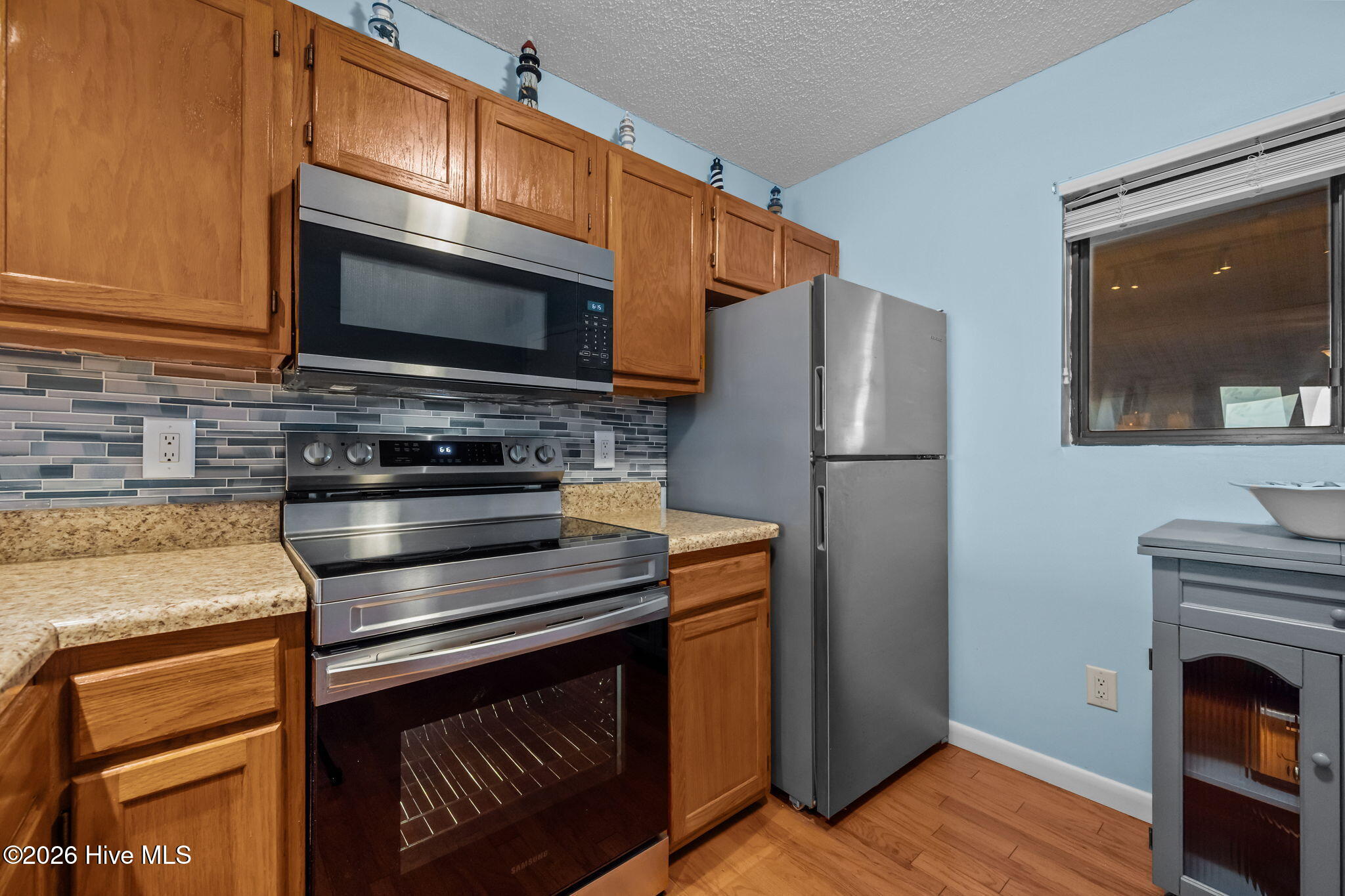 100554978 | Photo 18