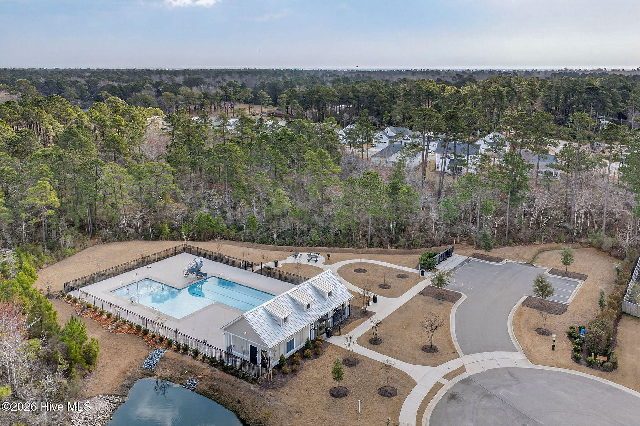 100558378 | Photo 65