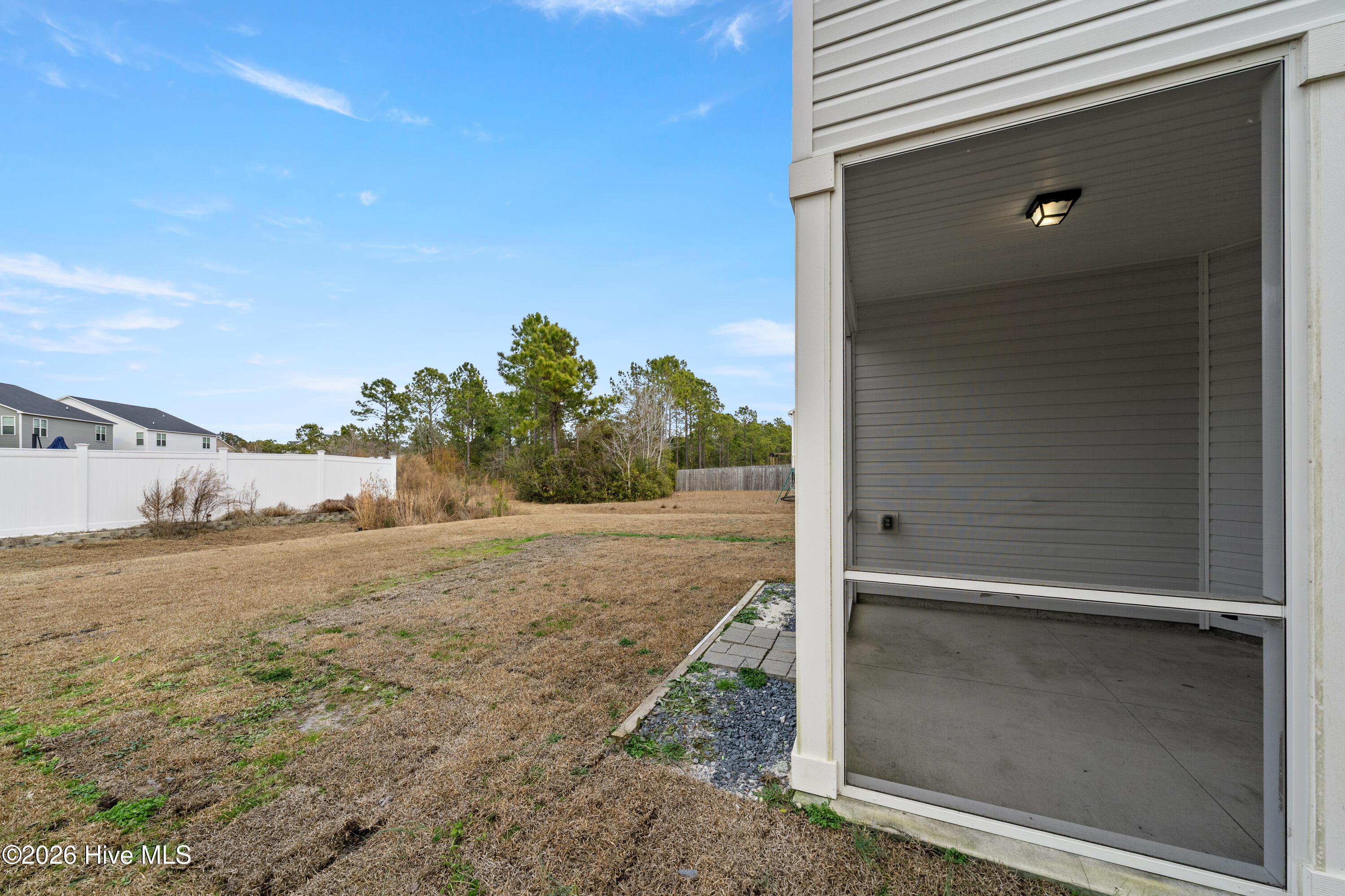 100552884 | Photo 26