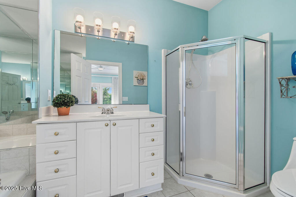 100542362 | Photo 19