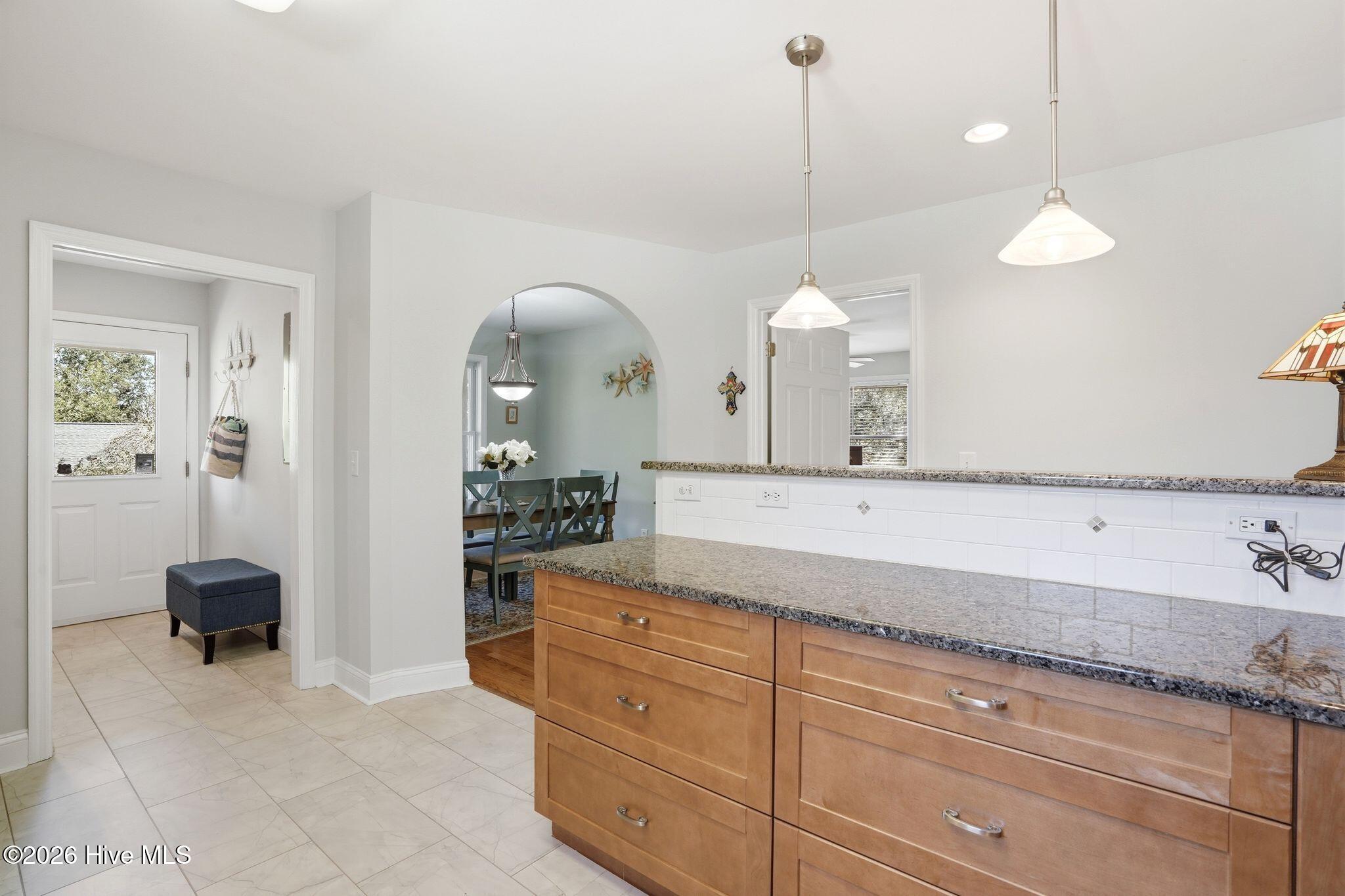 100555111 | Photo 49