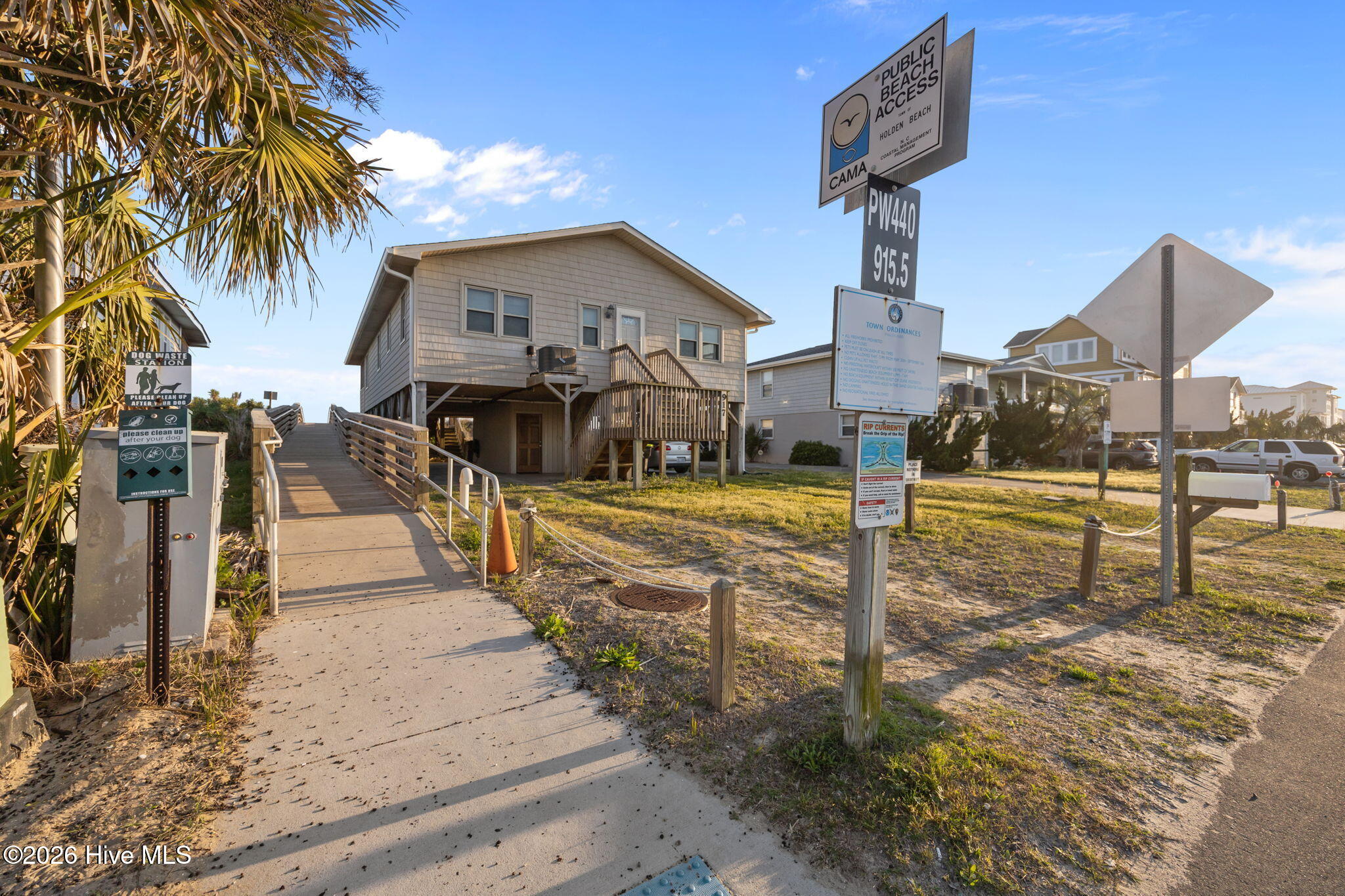 100564867 | Photo 28