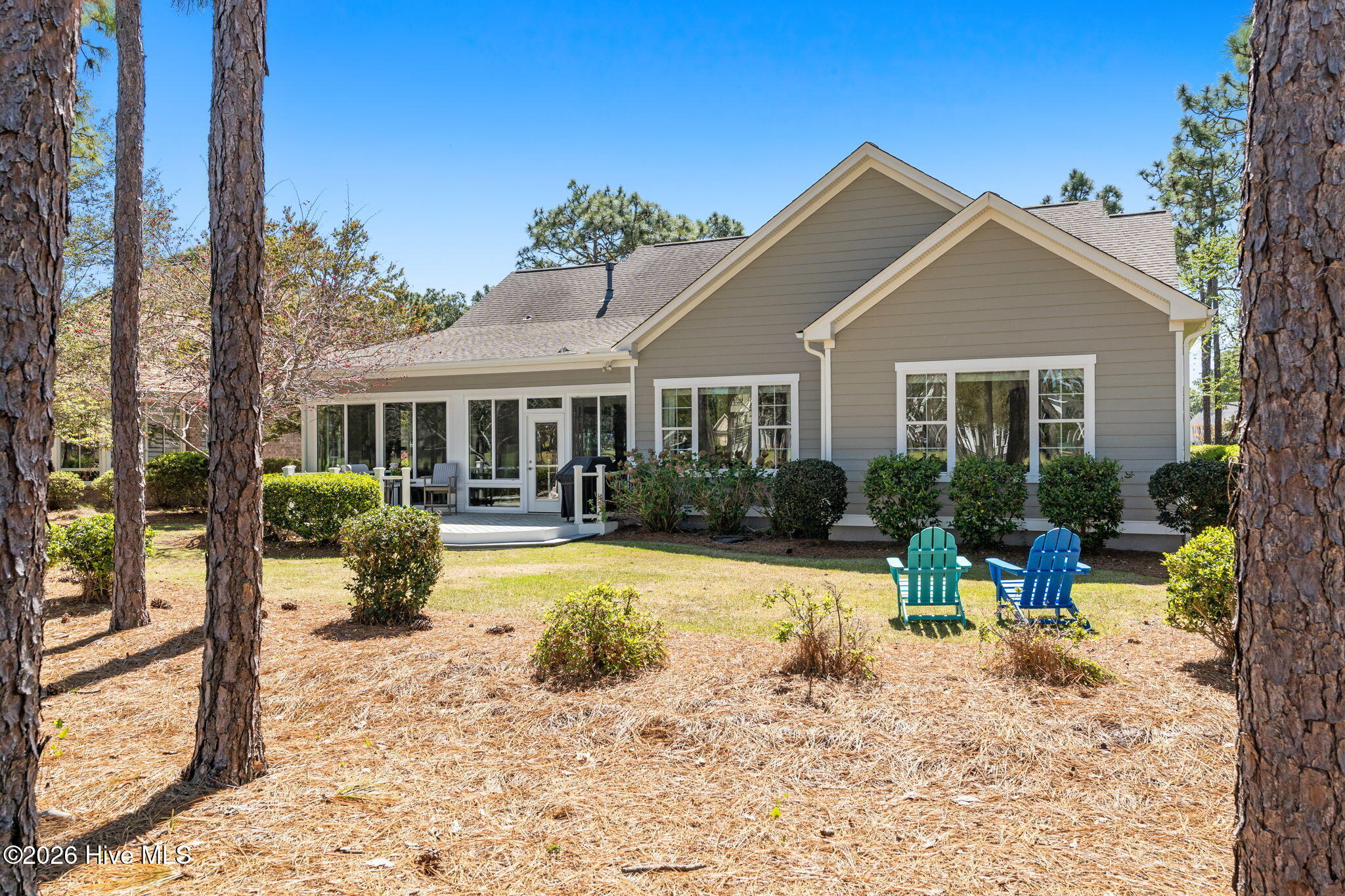 Undisclosed Address, Southport, NC, 28461