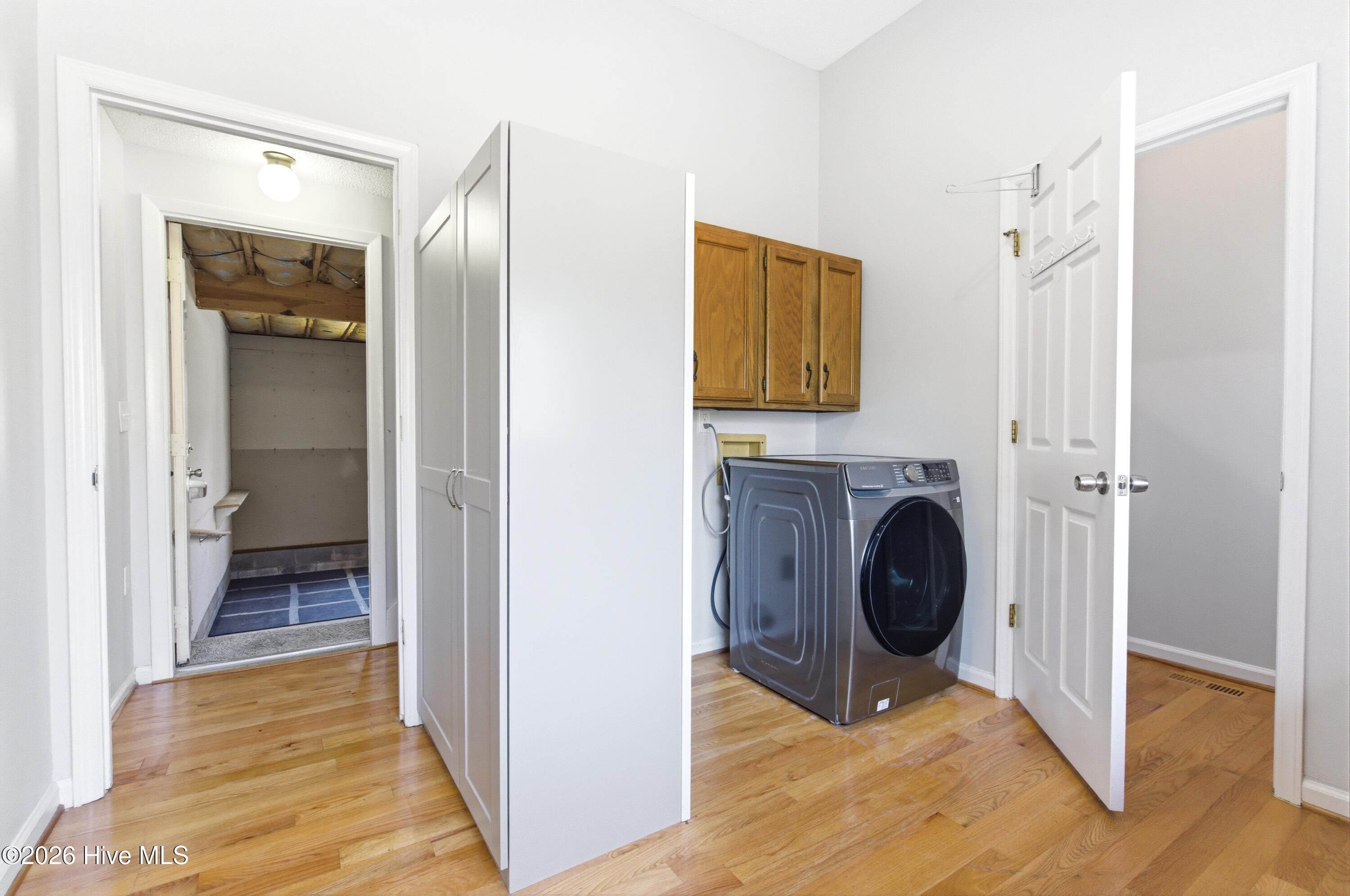 100562679 | Photo 17