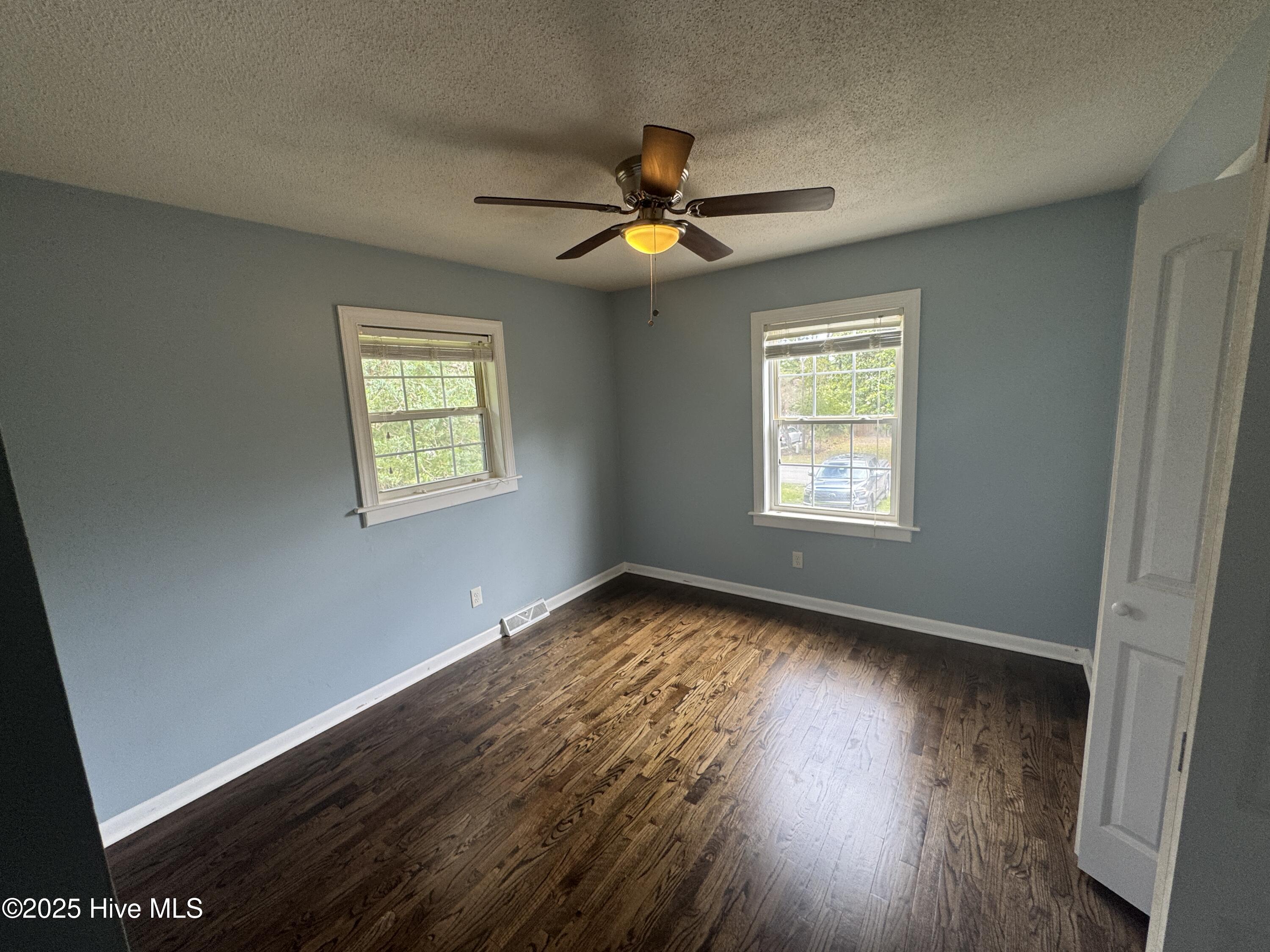 100511512 | Photo 19