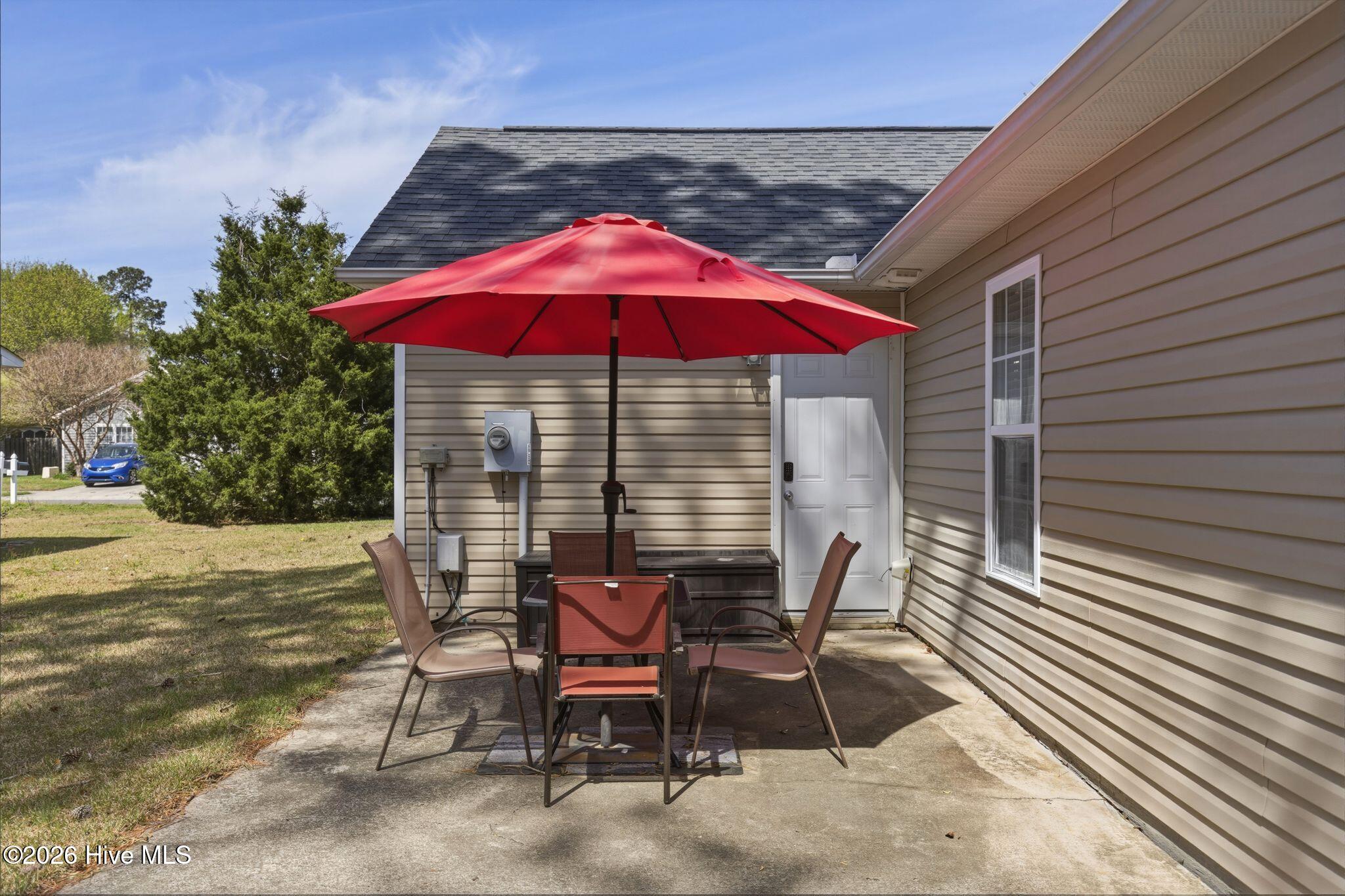 100562686 | Photo 34