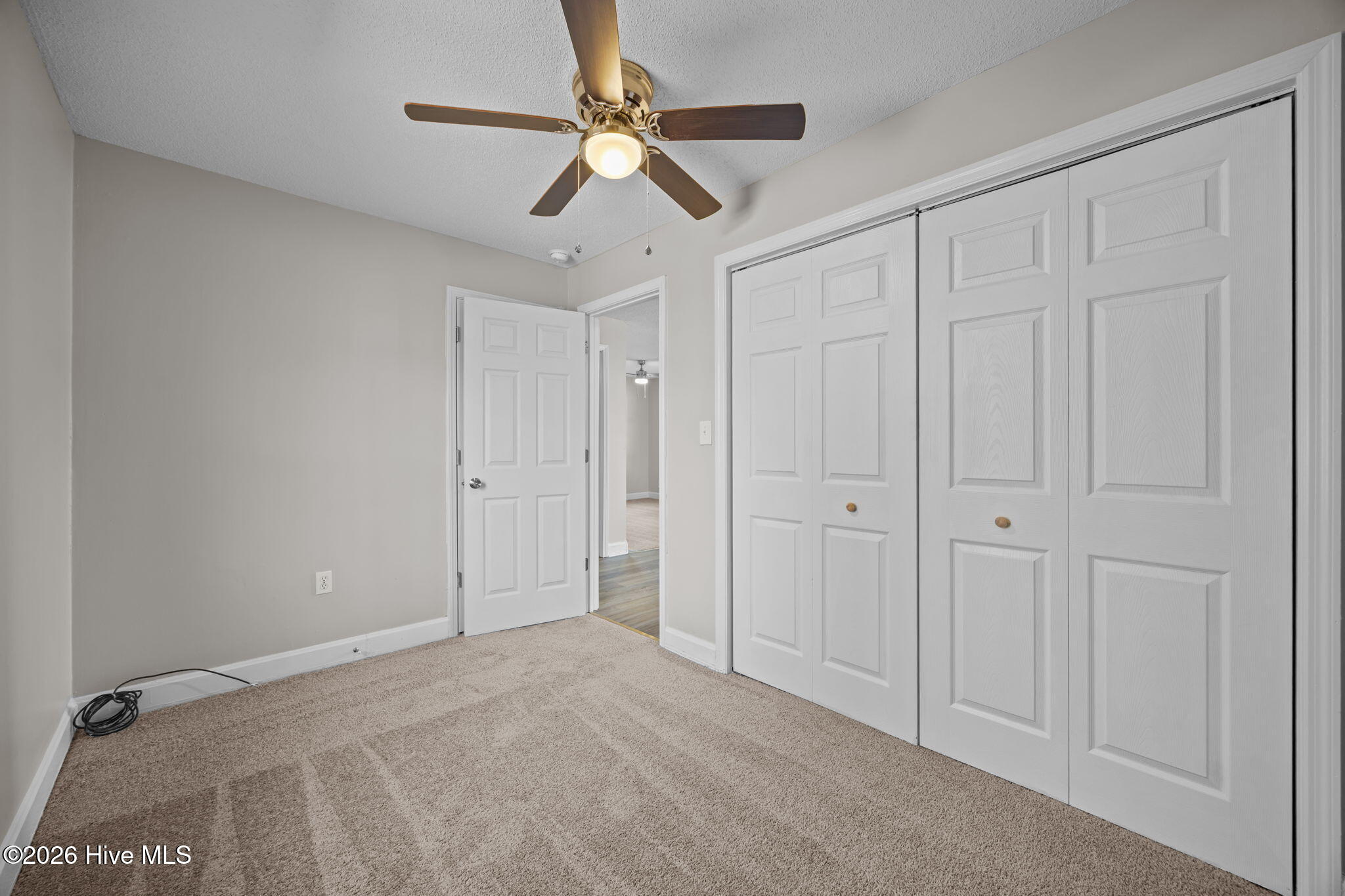 100553167 | Photo 16