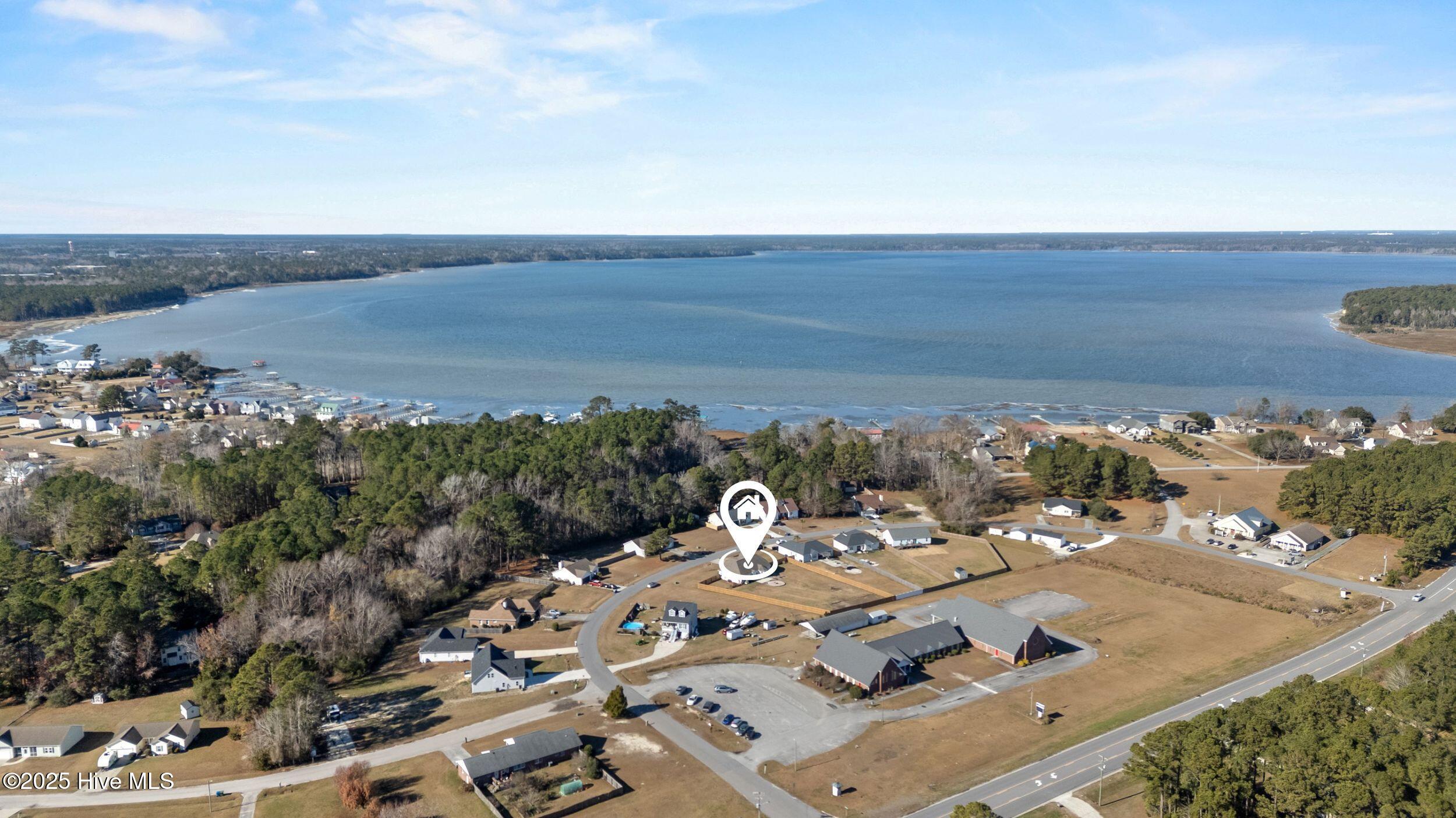 100545669 | Photo 49