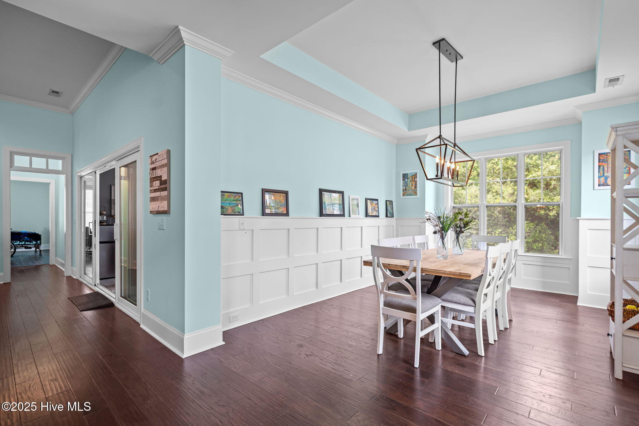 100525866 | Photo 15