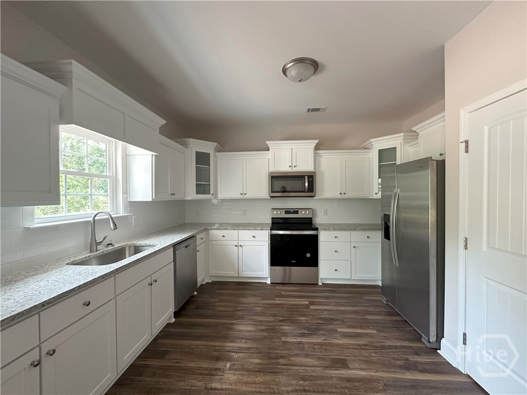 Pictures are from a previous build and is not a direct representation of materials used on this specific home.