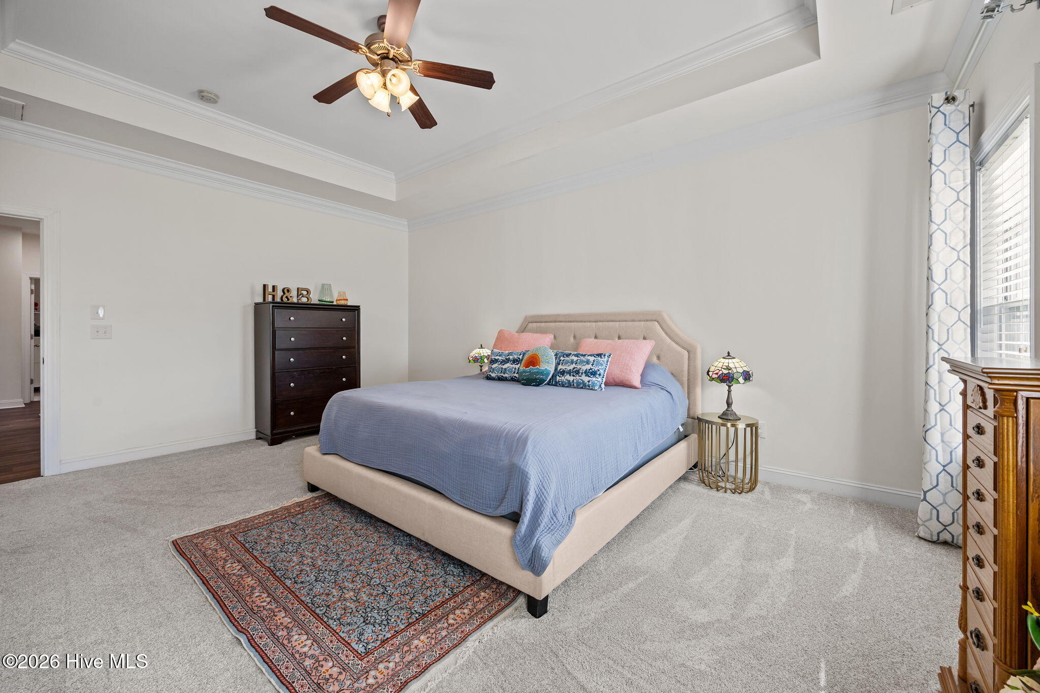 100558969 | Photo 42