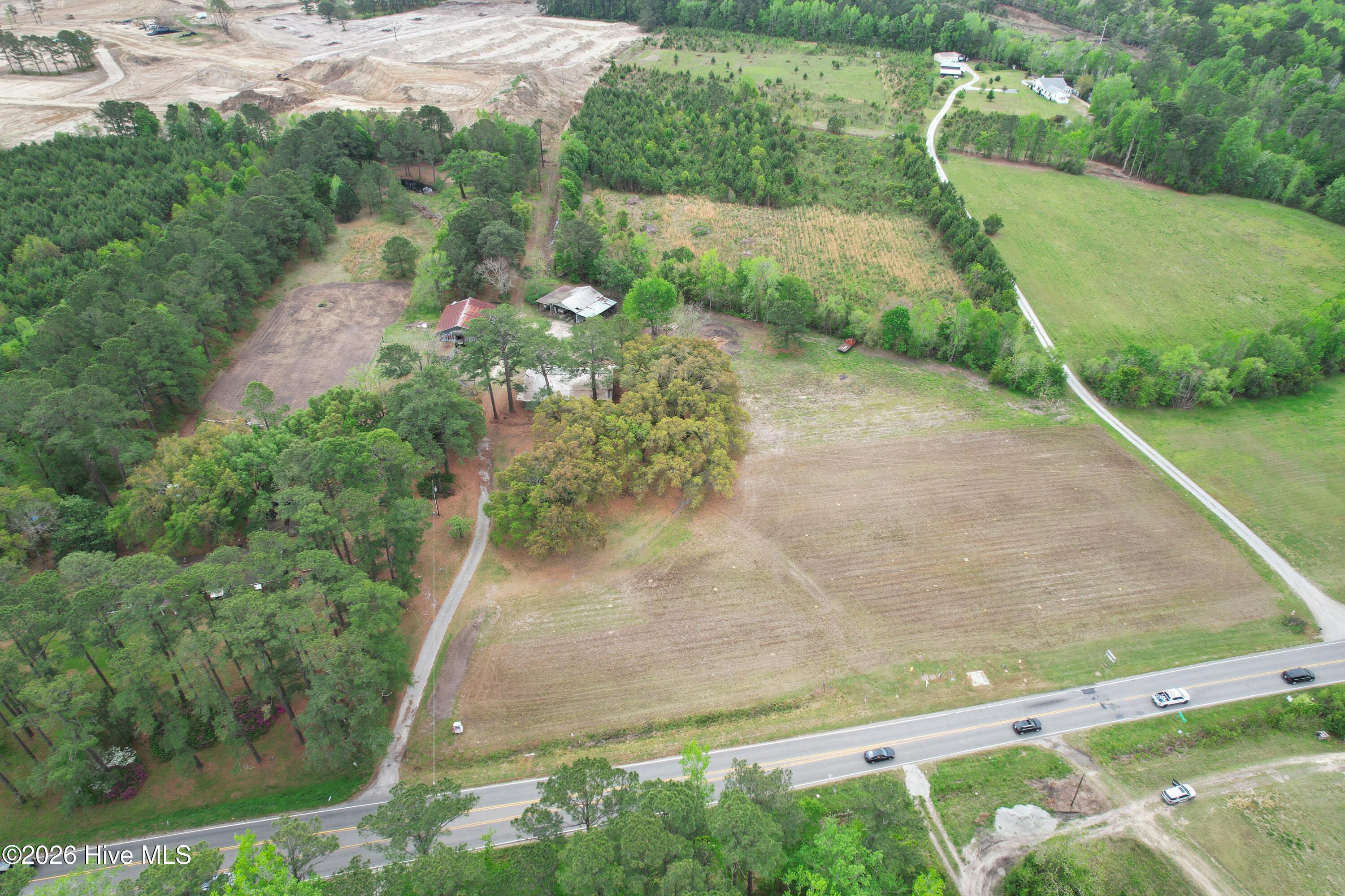 100567923 | Photo 23