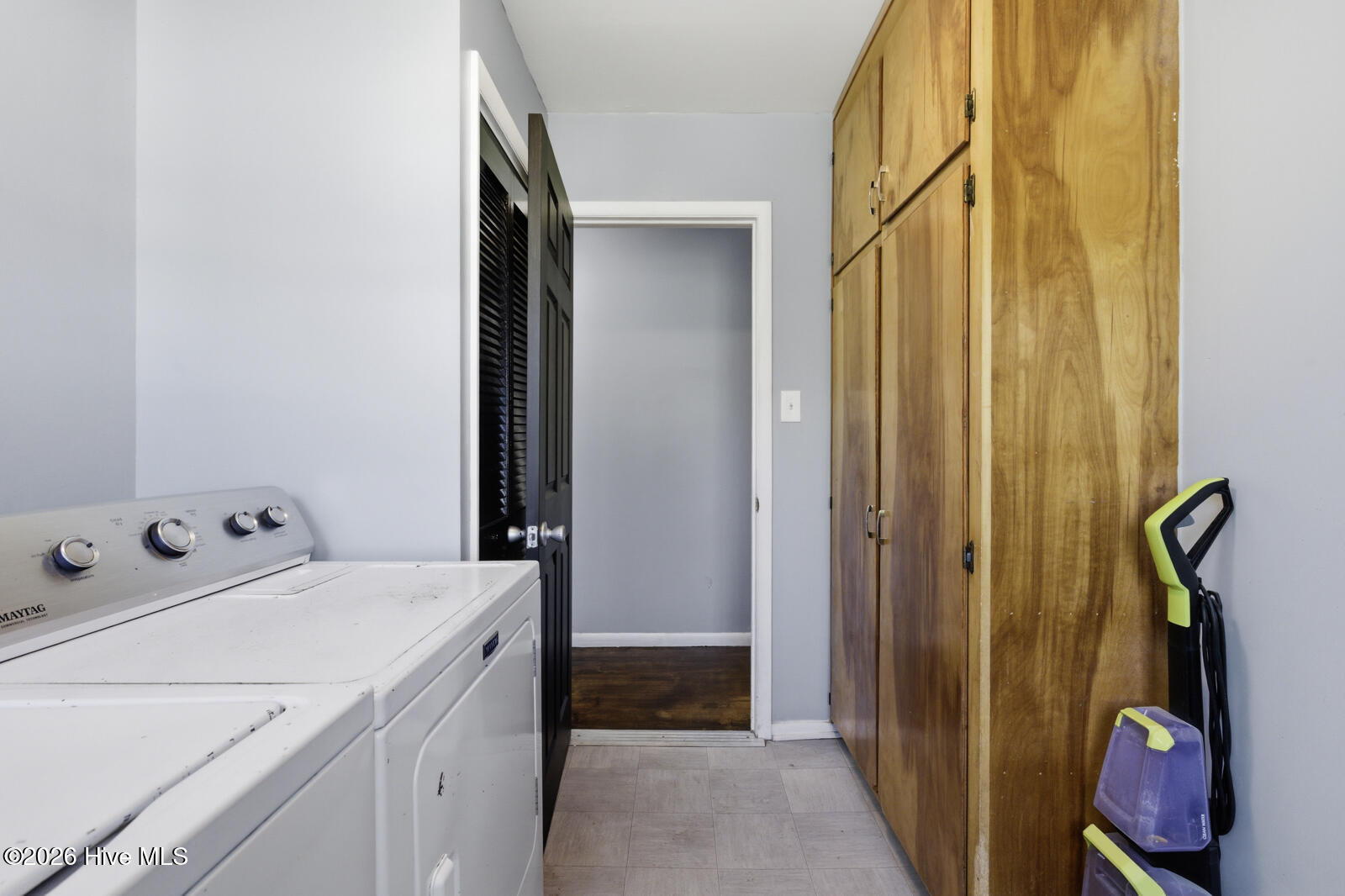 100565966 | Photo 15