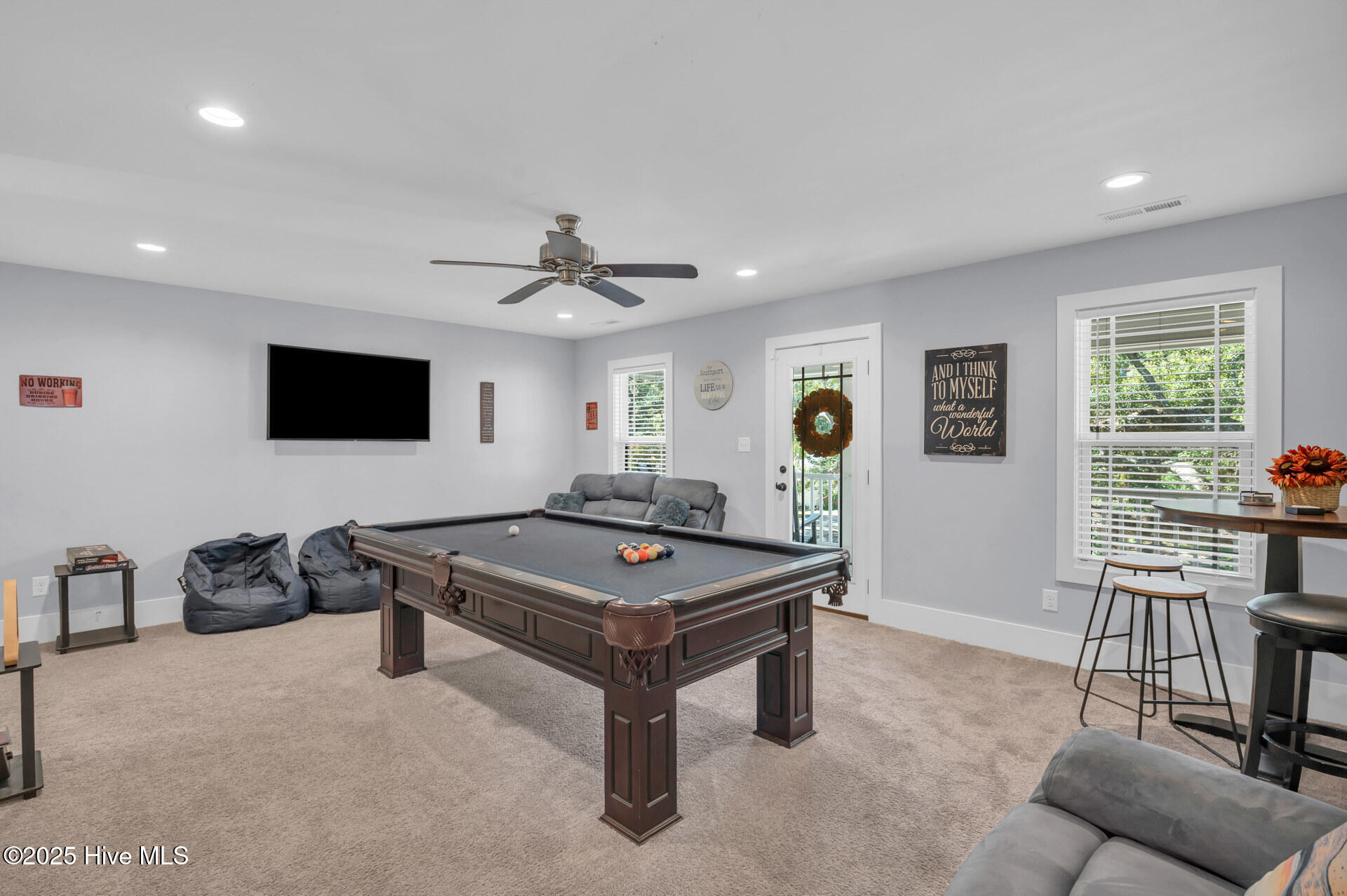 100538274 | Photo 32