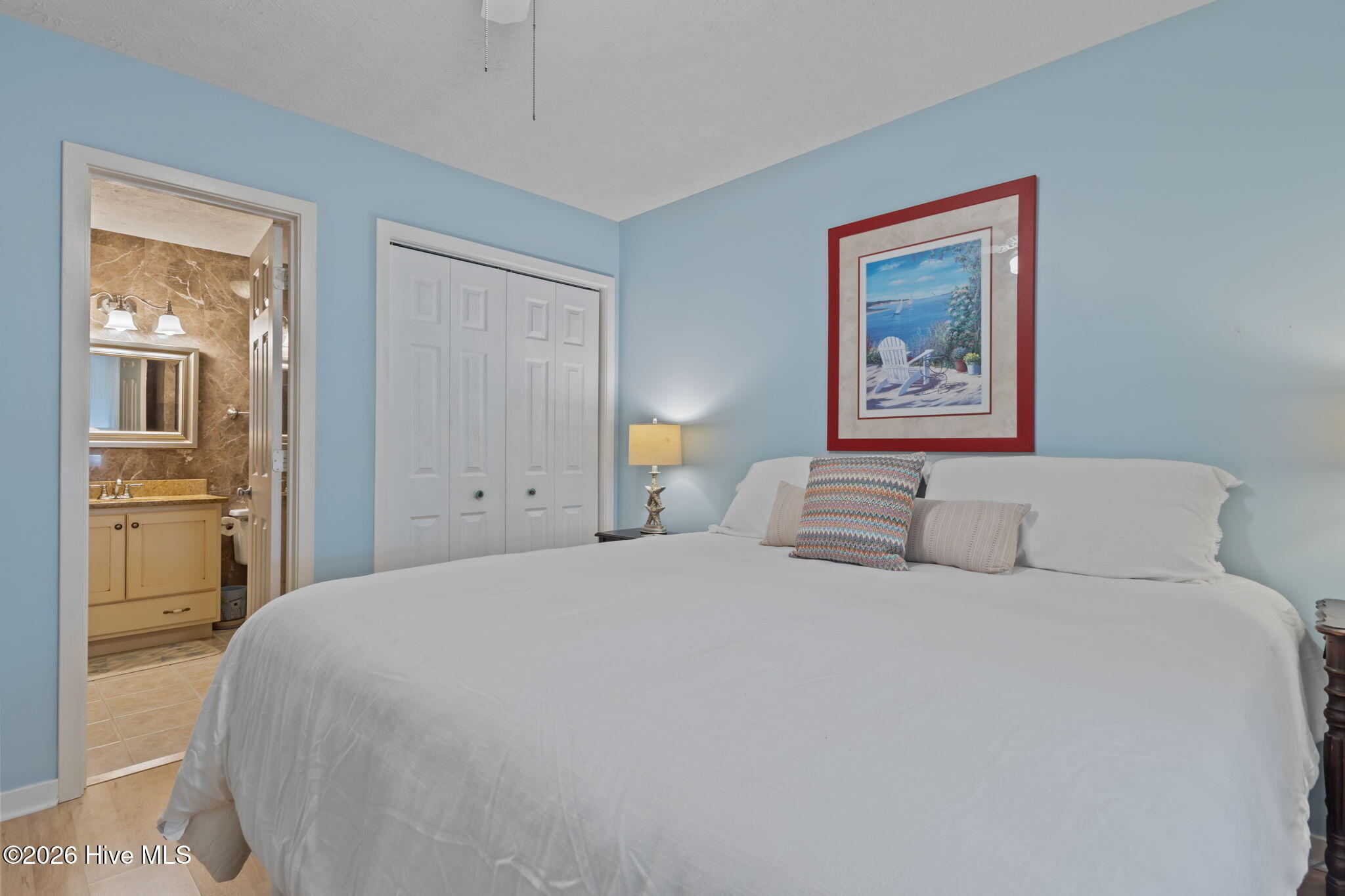 100516051 | Photo 13