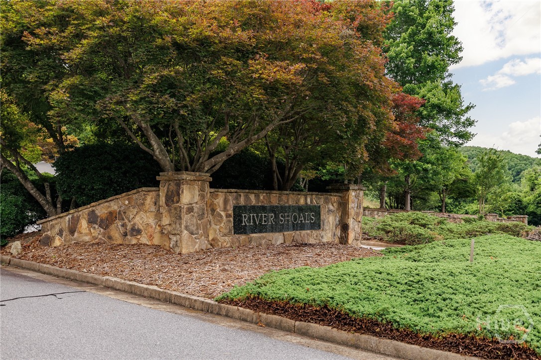 38 River Shoals Drive