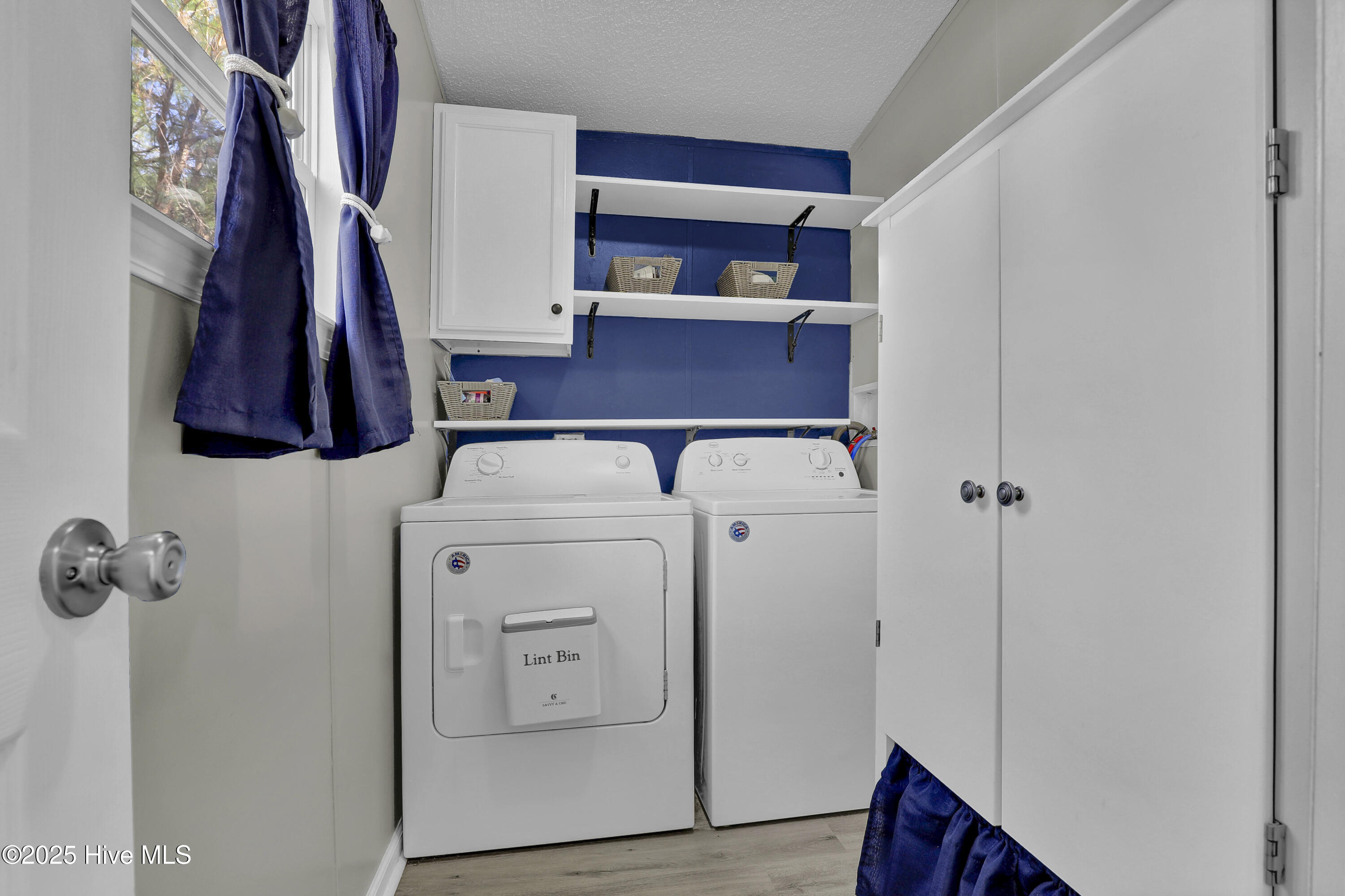 100550693 | Photo 27