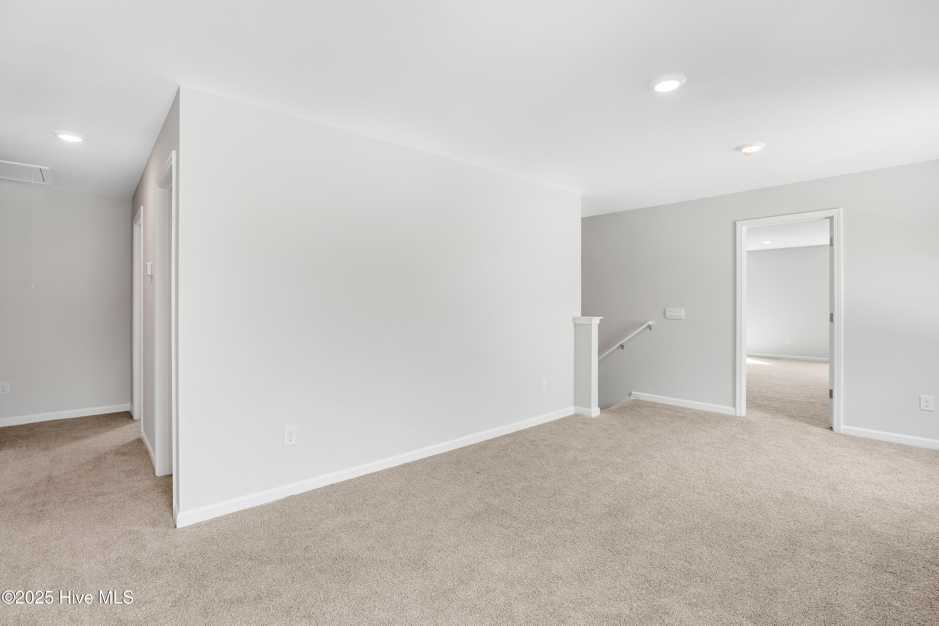248 Red Vineyard Way Lot 07, Jacksonville, NC 28546 – photo 17: Similar Home