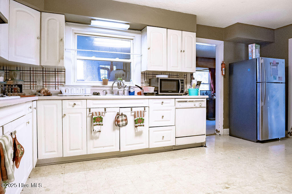 100544523 | Photo 15