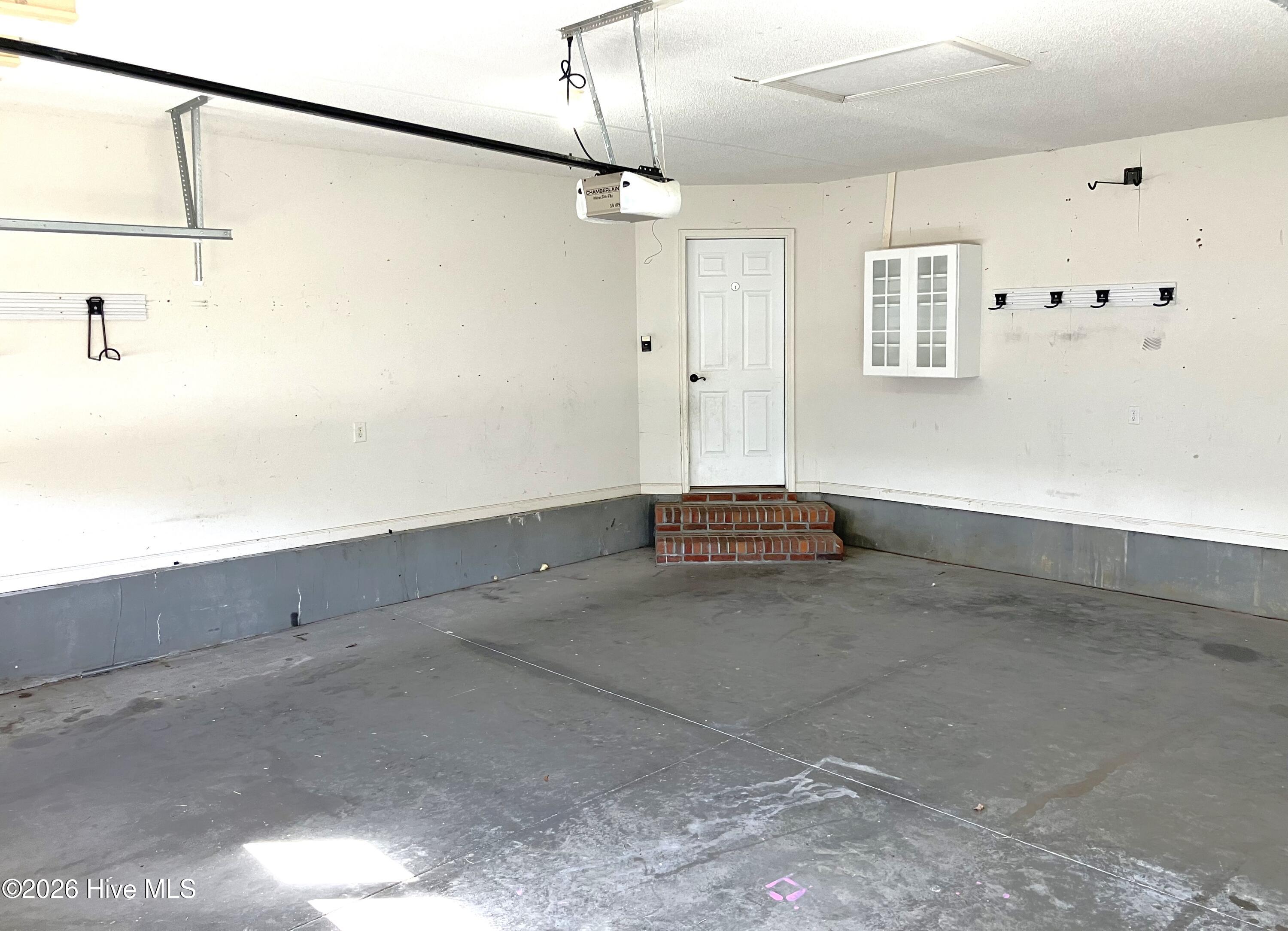 100555238 | Photo 26