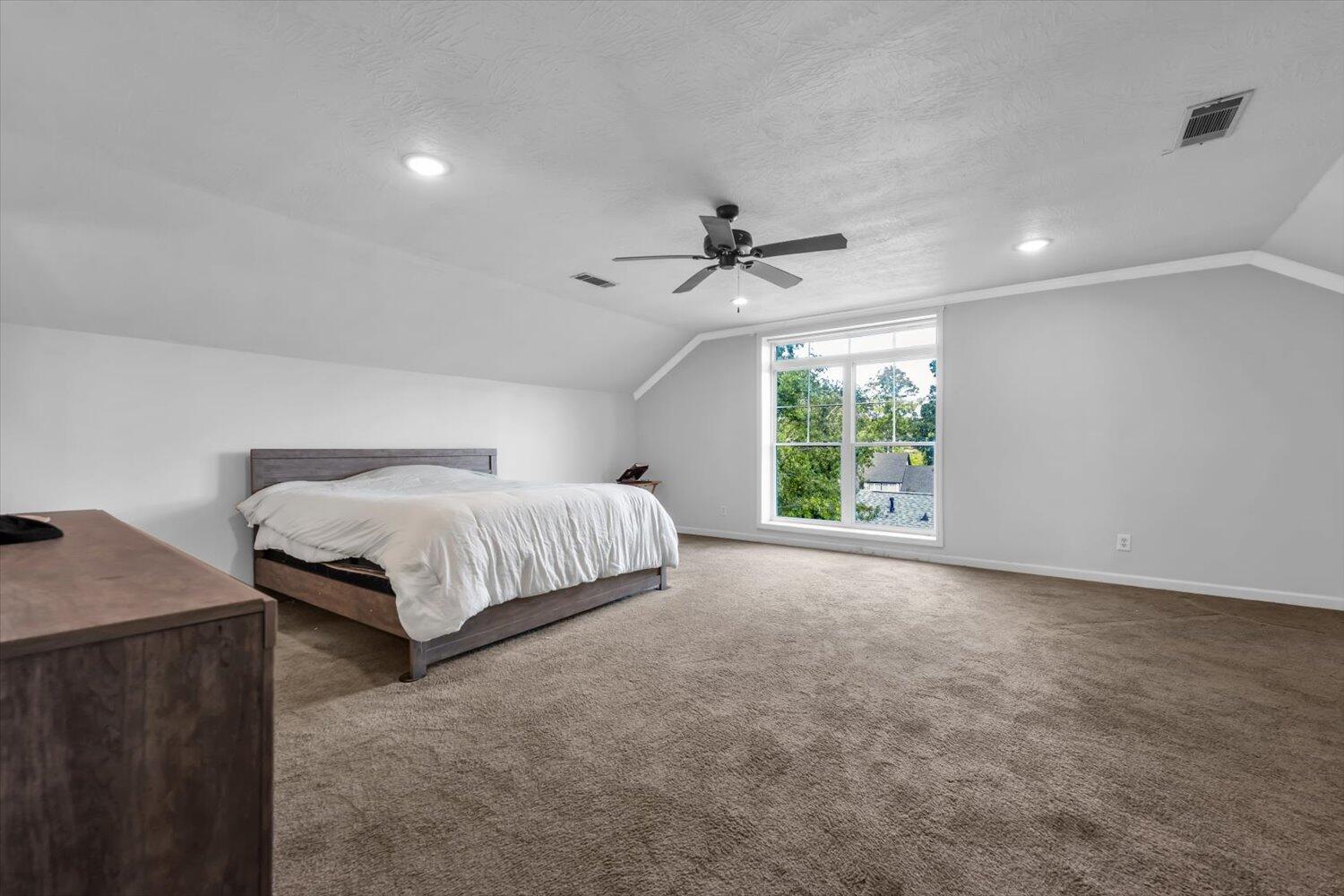 10-2227 Waters Way 10-R