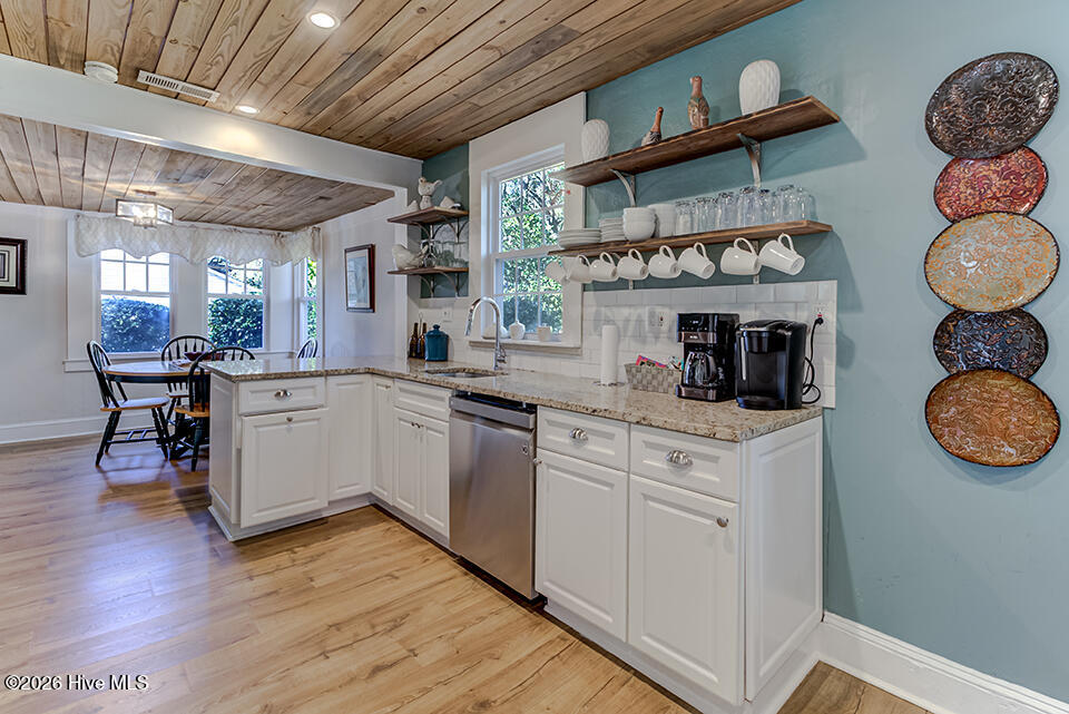 100550218 | Photo 10