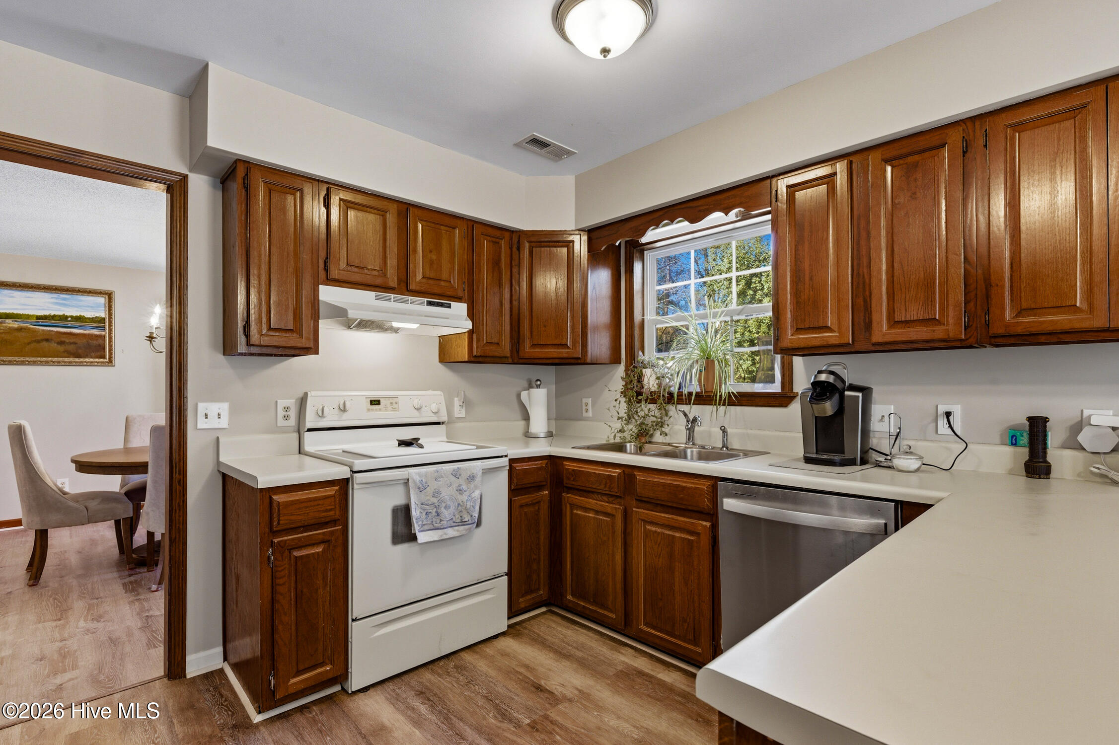 100555864 | Photo 10