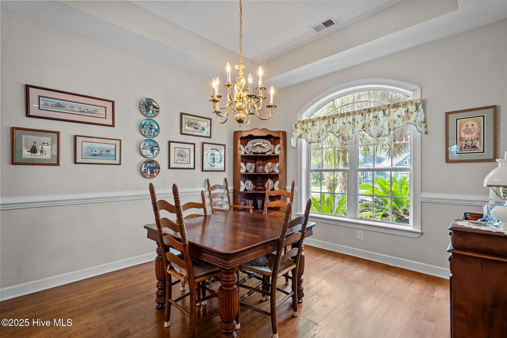 100521932 | Photo 20