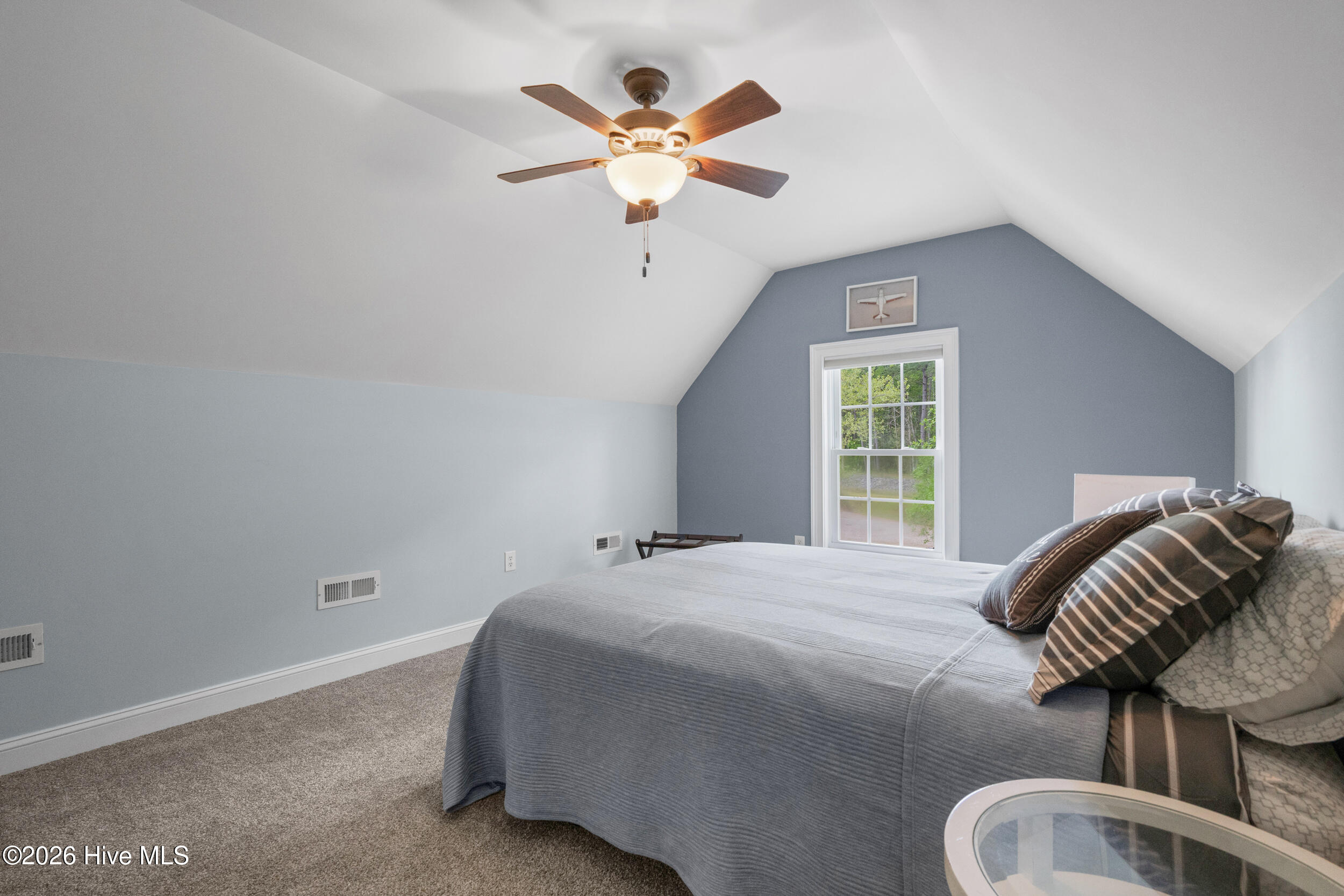 100566575 | Photo 28