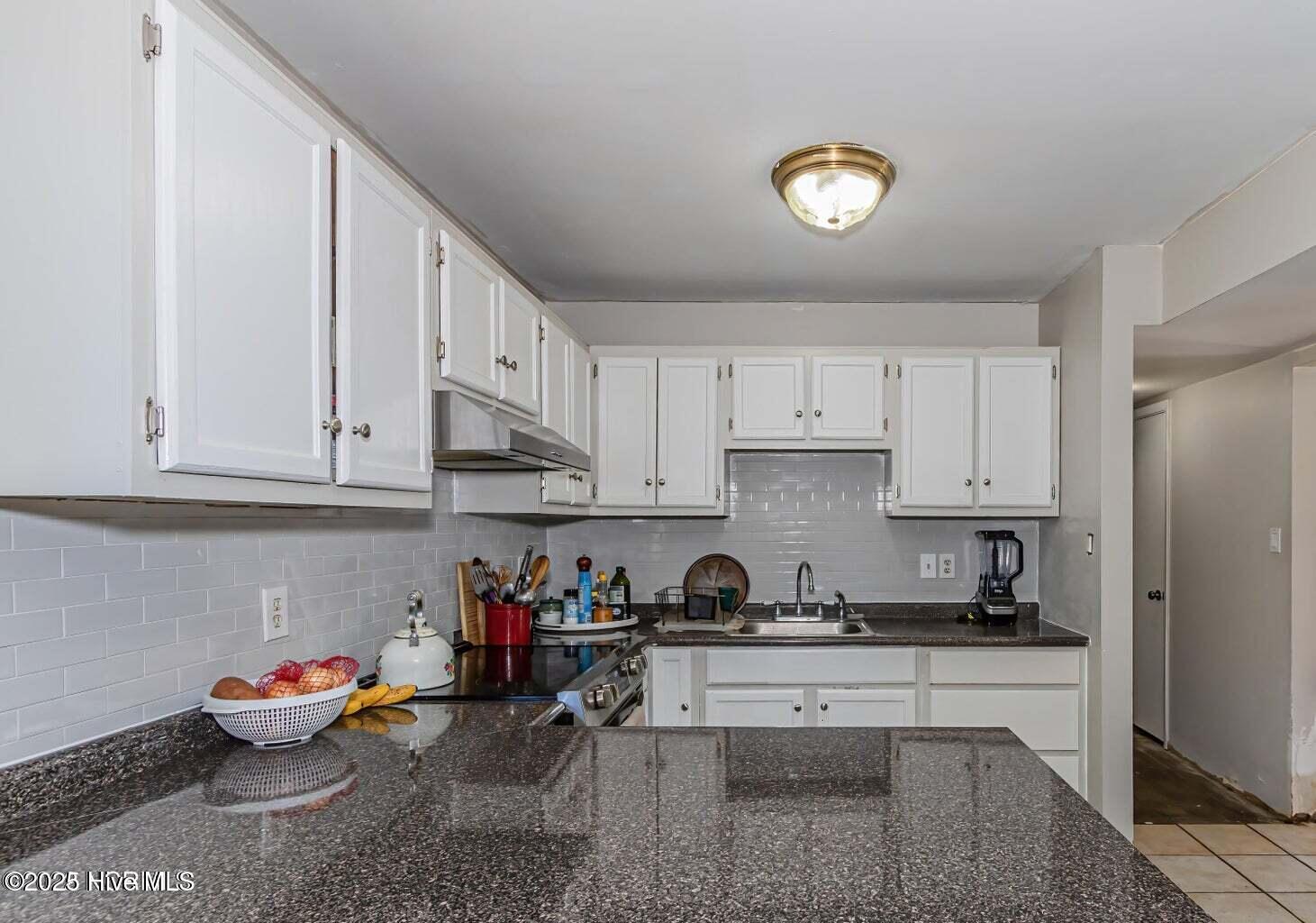 100547417 | Photo 12