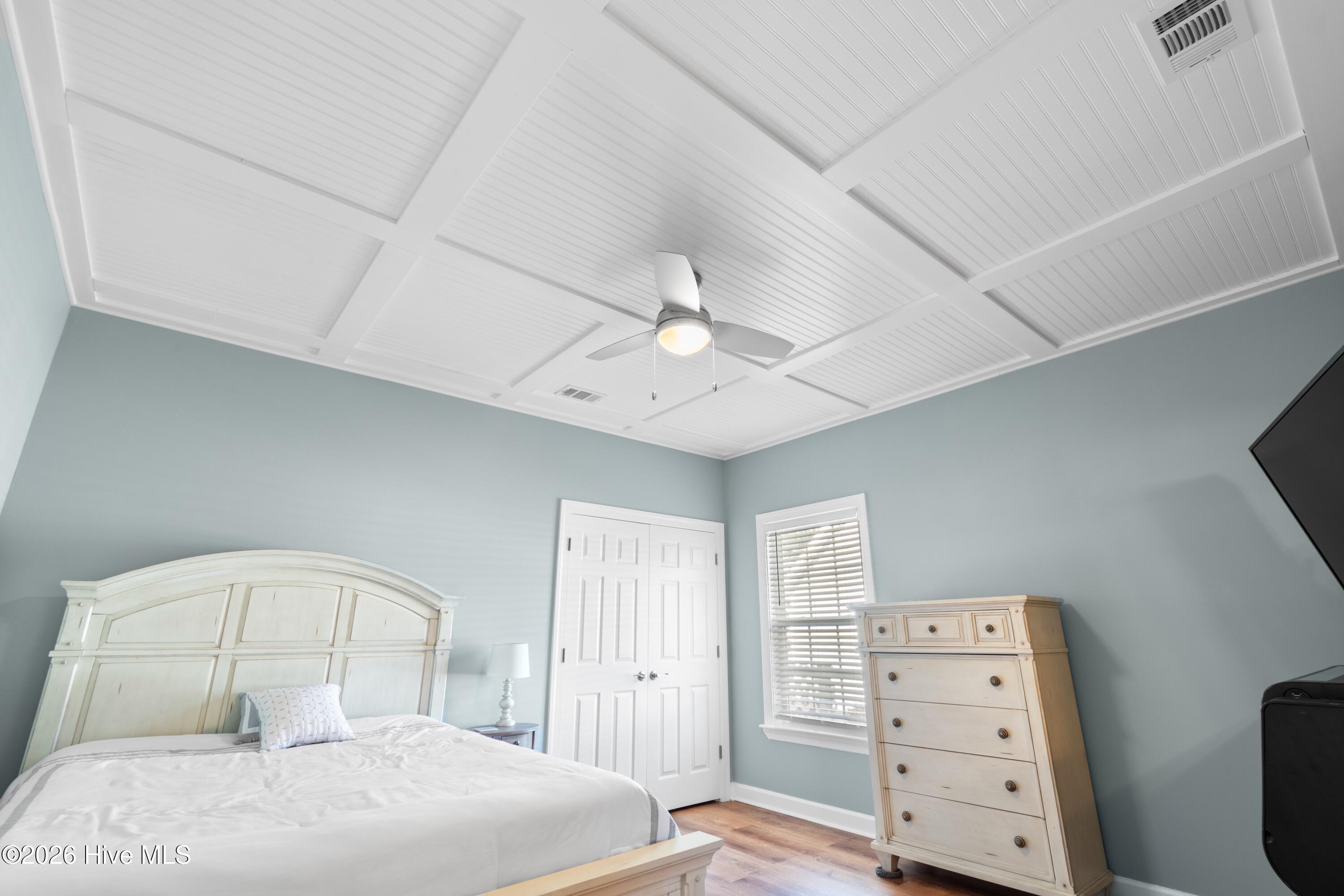 100564906 | Photo 33