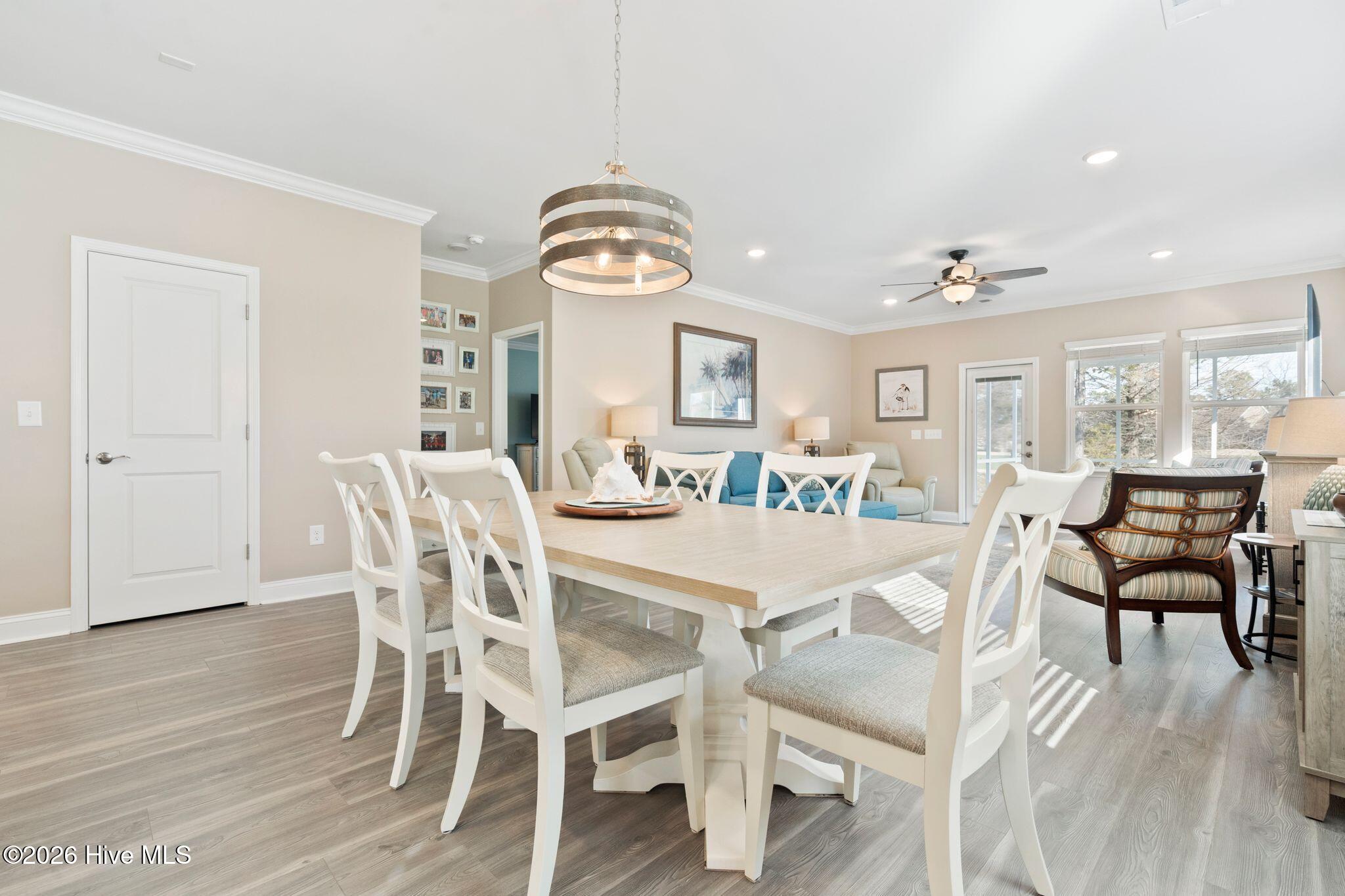 100553867 | Photo 15