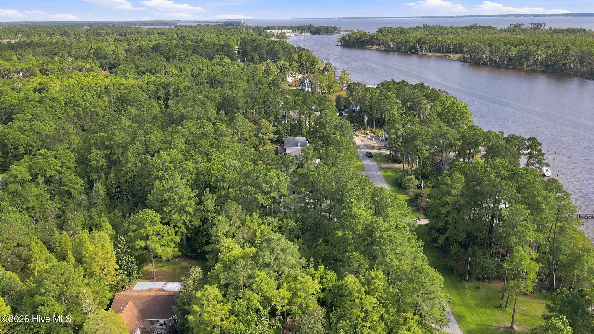 5303 Trade Winds Road,New Bern