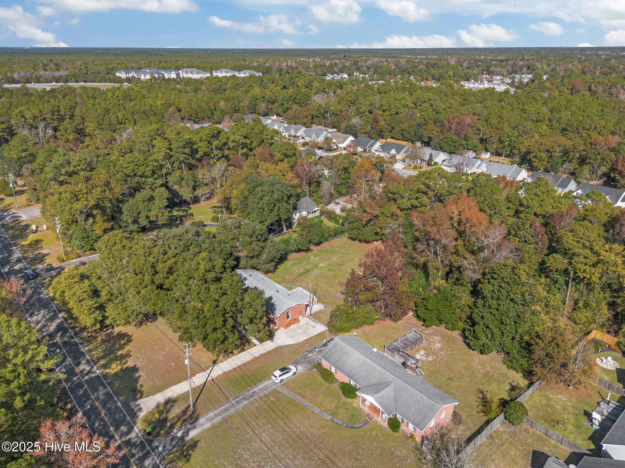 100540435 | Photo 45