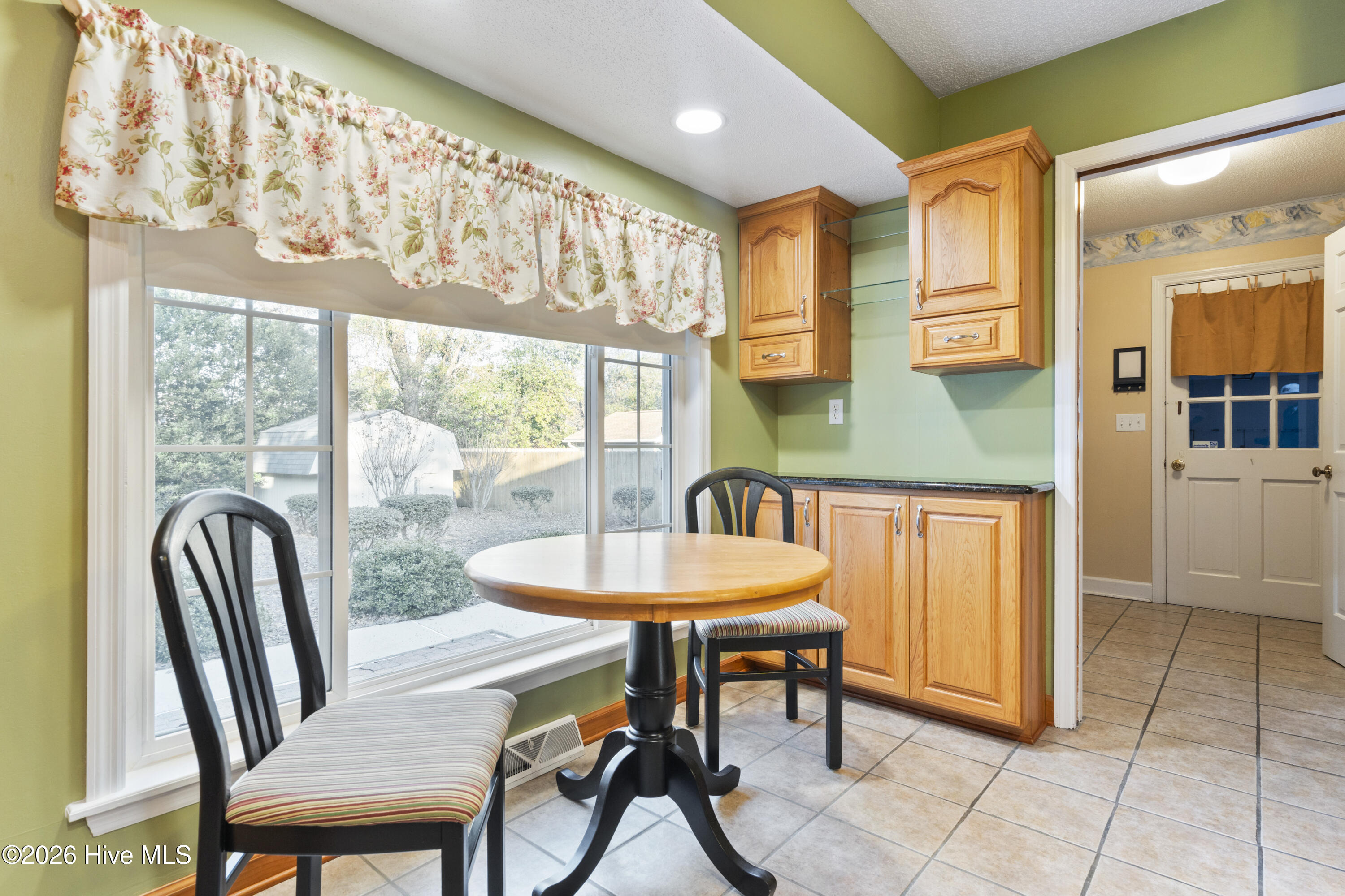 100549887 | Photo 37