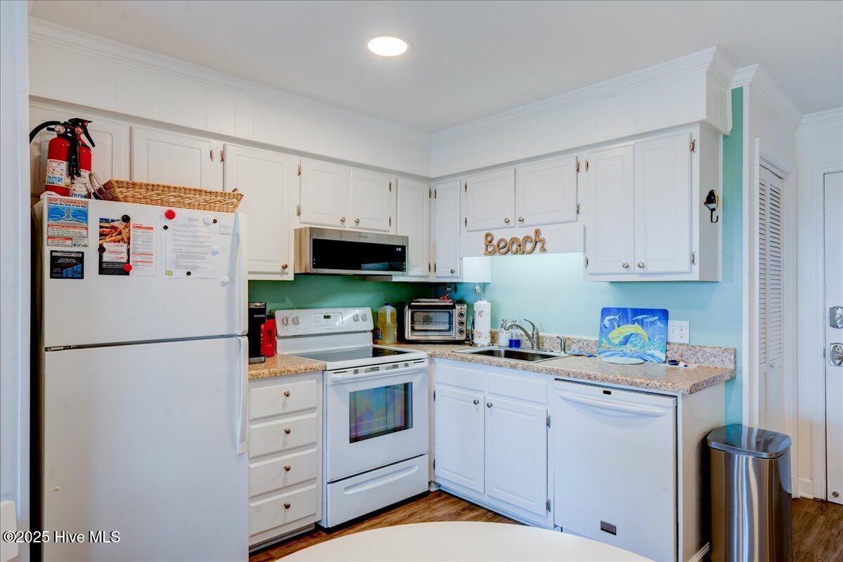 Homes for sale in Atlantic Beach, NC | 2008 E Ft Macon Rd #E14, Atlantic Beach, NC 28512 | MLS# 100513326