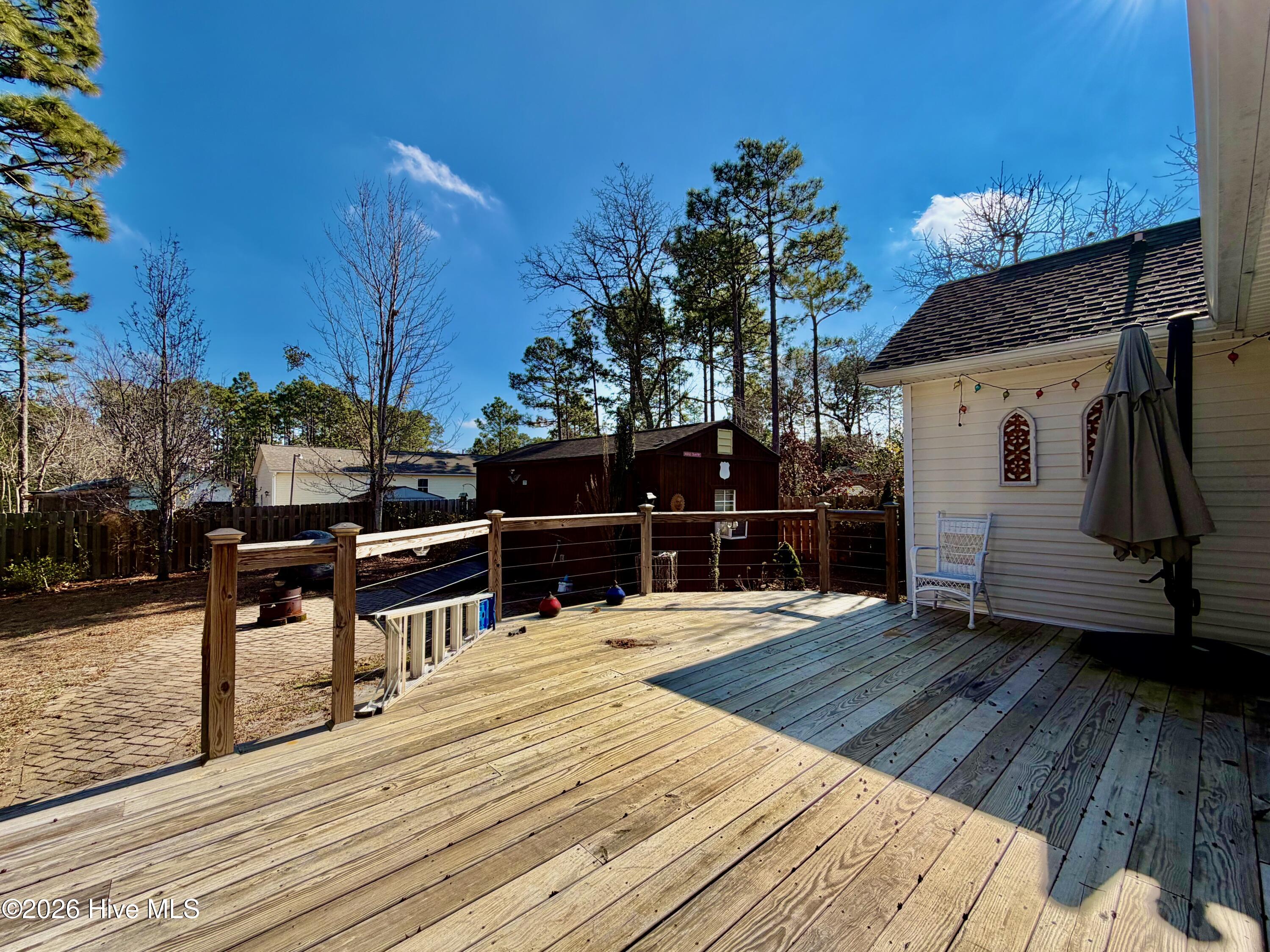 100553297 | Photo 43