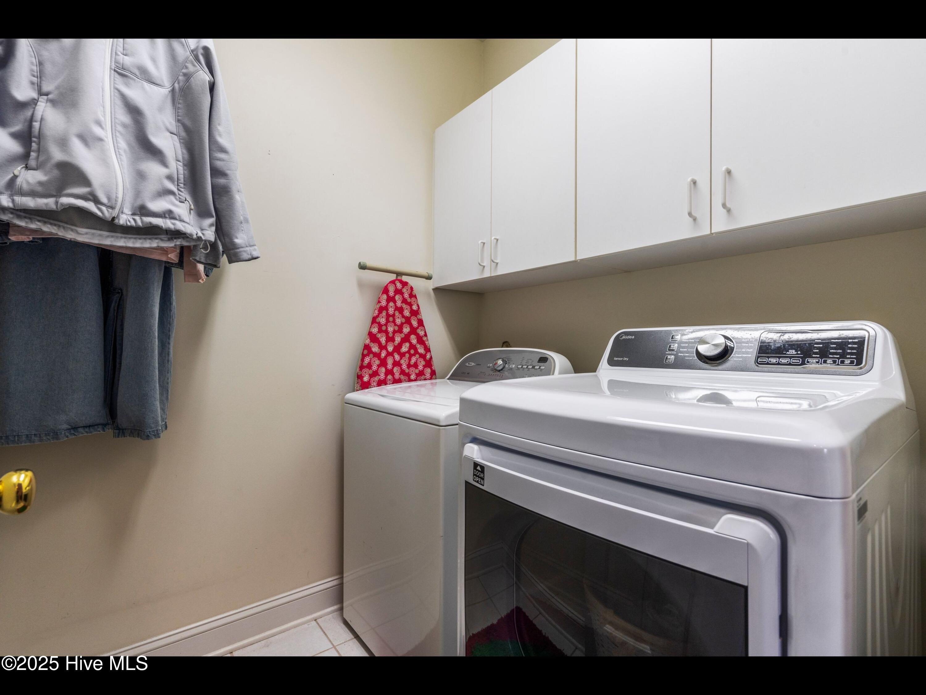 100511839 | Photo 55