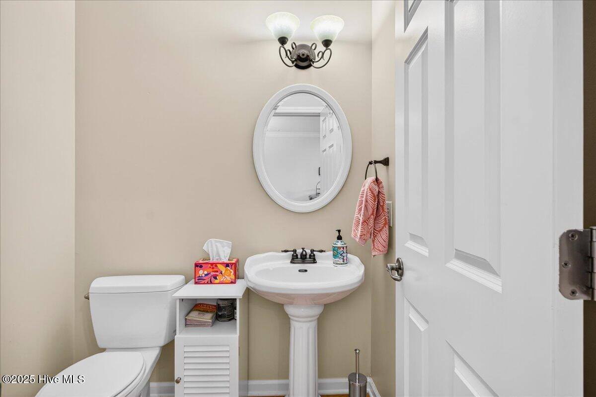 100534230 | Photo 13