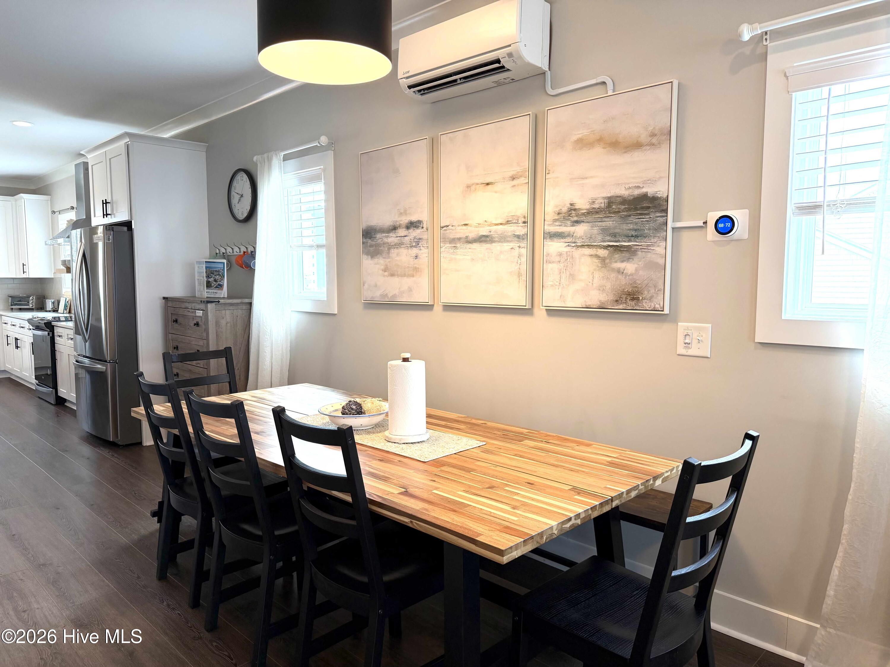 100559926 | Photo 22