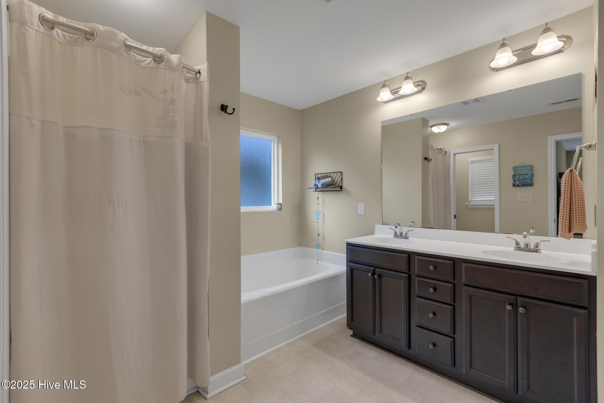 203 Pegasus Place S, Jacksonville, NC 28540 – photo 18: 425A3440