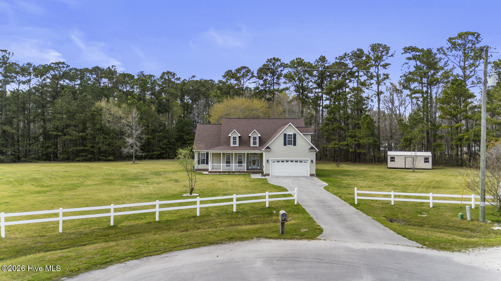 100563110 | Photo 51