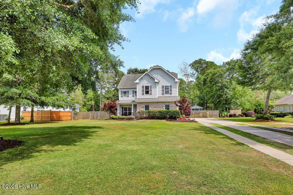 100580588 | Photo 49