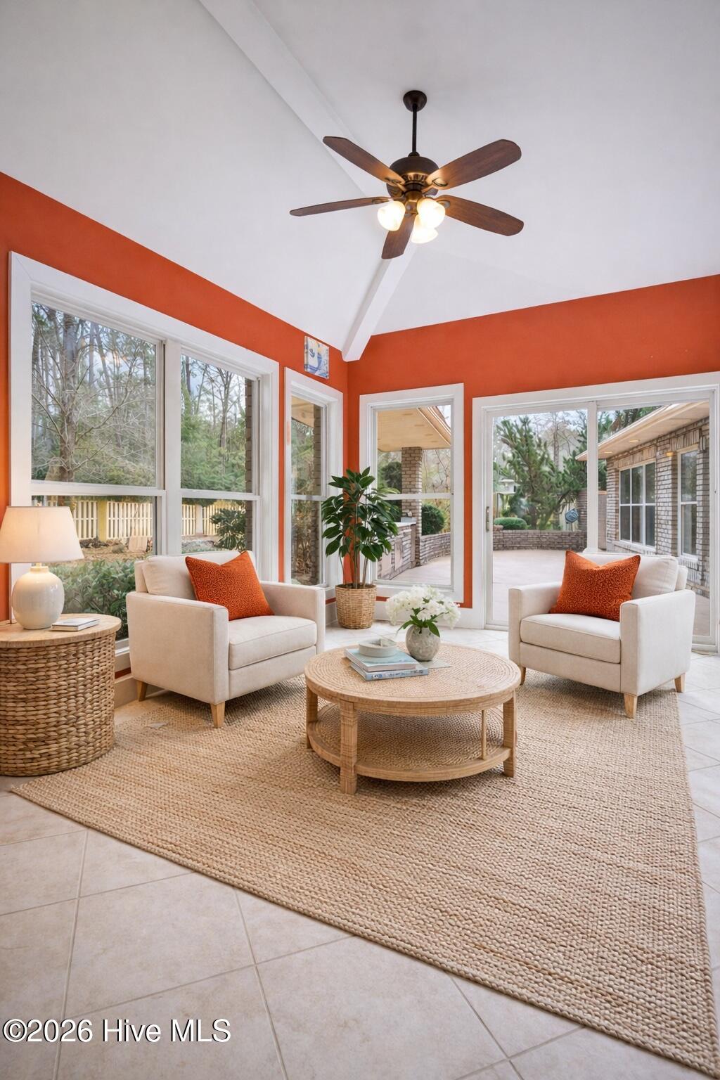 100560240 | Photo 41